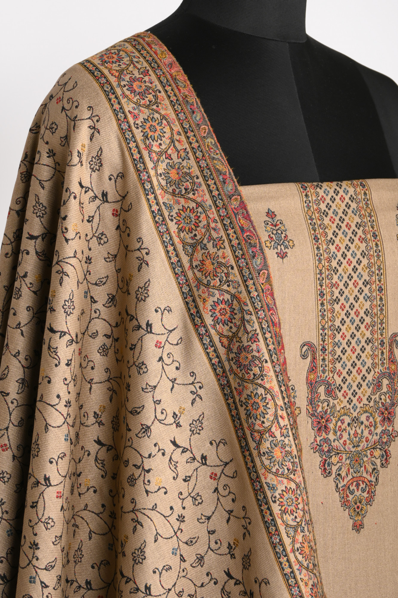 Black Printed Pashmina Suit Set With Dupatta - 1000-0486