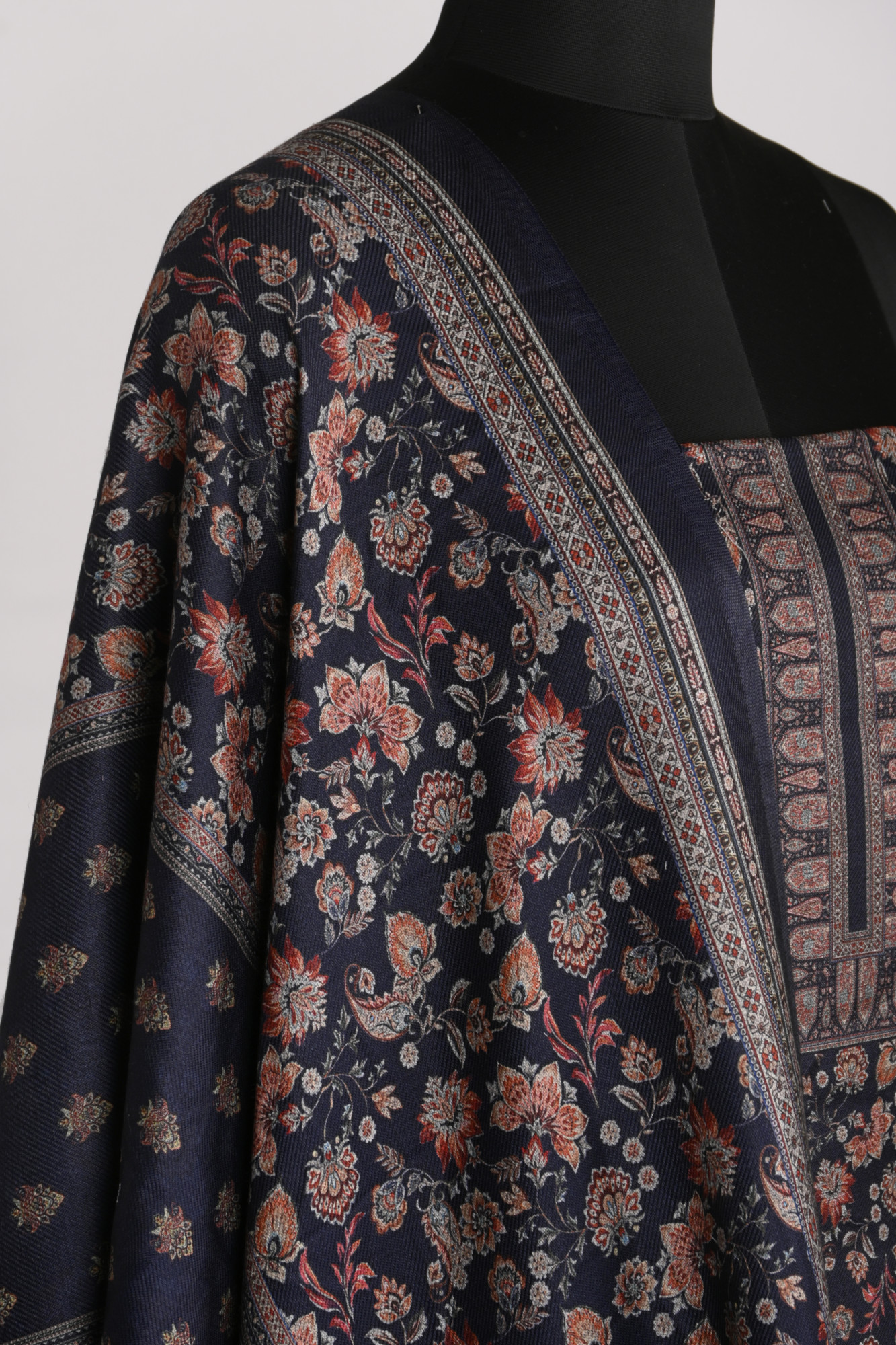 Blue Spun Printed Suit Set with Spun Dupatta - 1000-70371