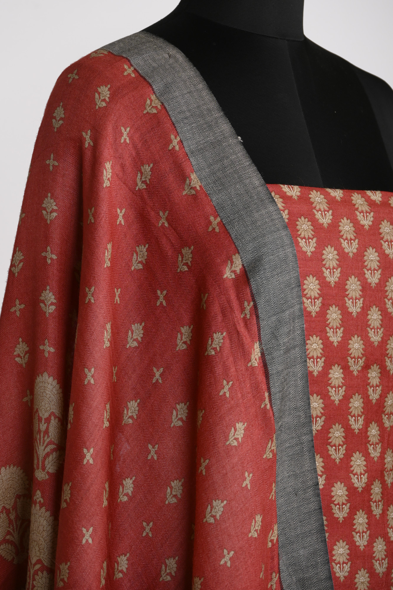 Maroon Pashmina Suit Set with Pashmina Dupatta - 799-16001-11B