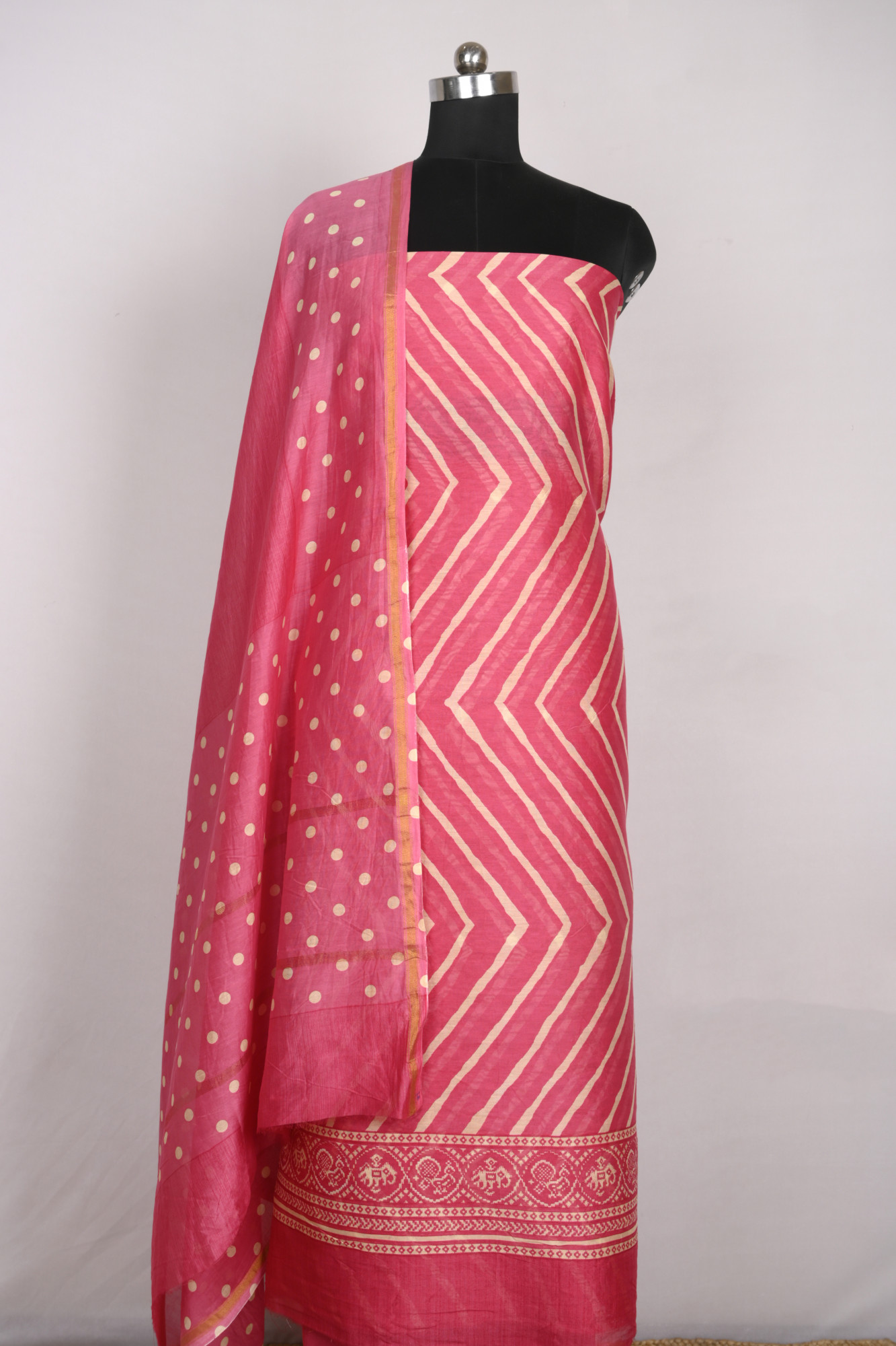 Rani Maheshwari Beautiful Suit Set with Dupatta - 811-S151-445-118-1E