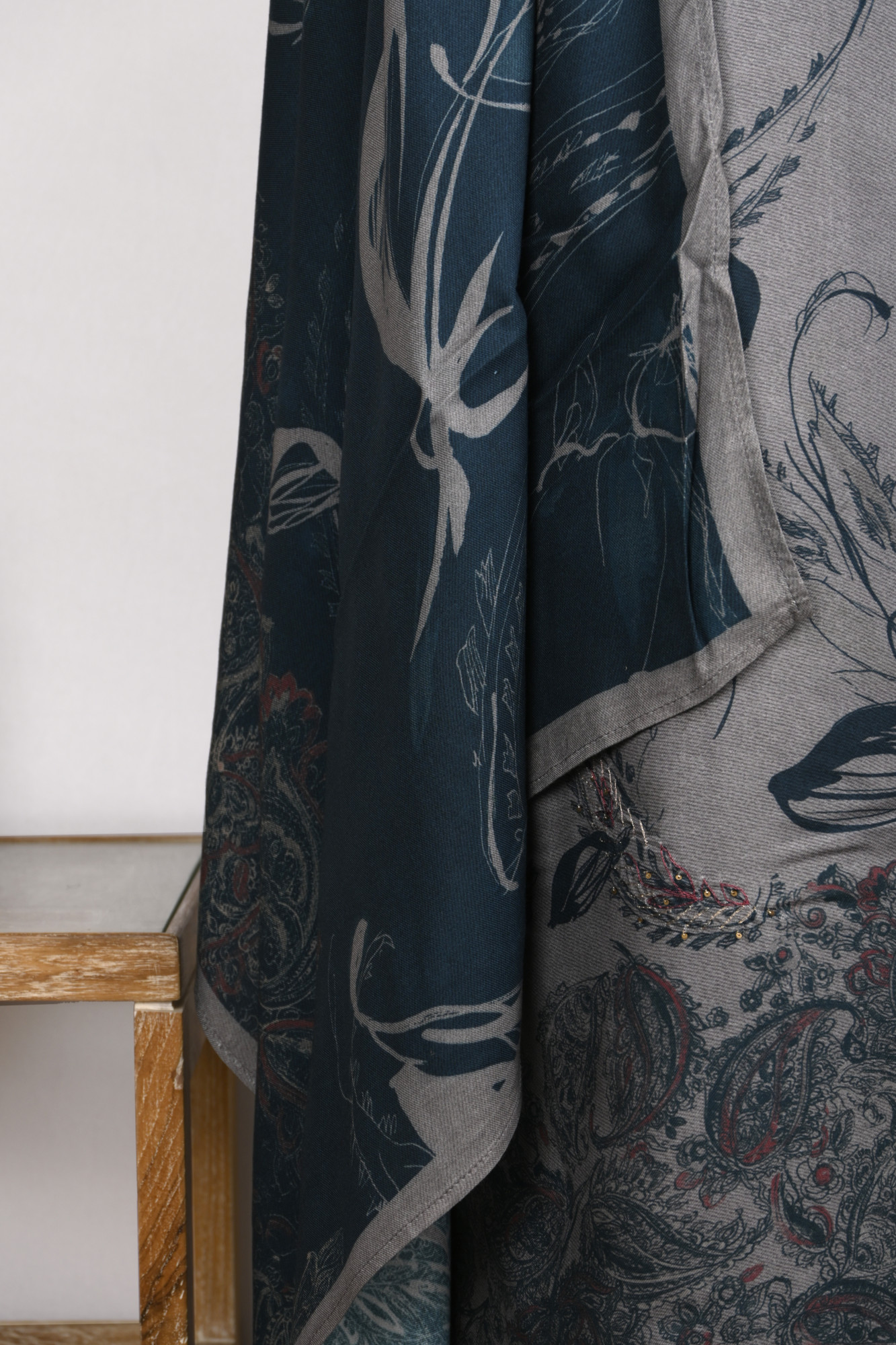 Grey Printed Spun Suit Set With Spun Dupatta - VARV06-2A