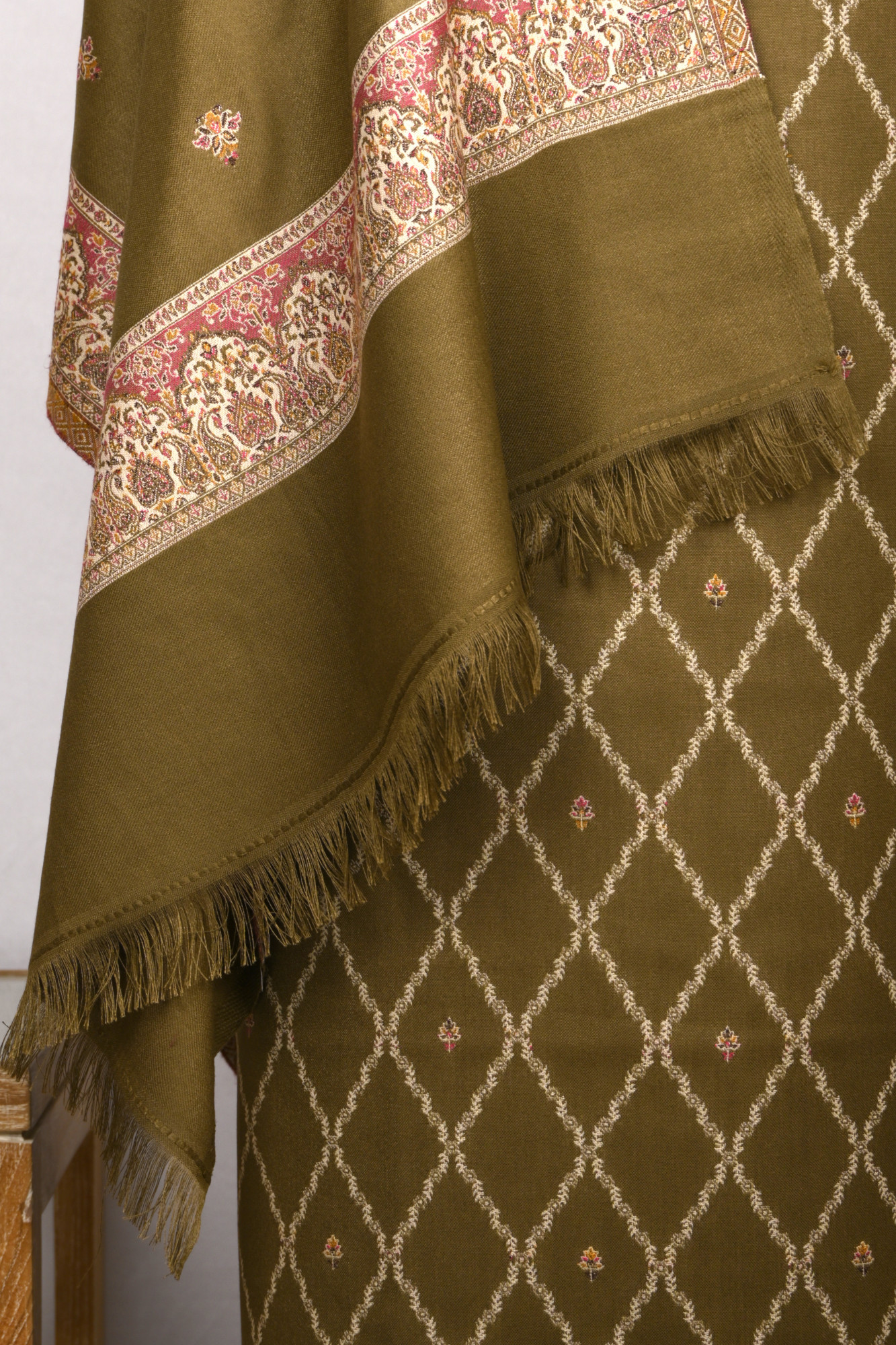 Mehndi Printed Pashmina Suit Set With Dupatta - 1000-0485B