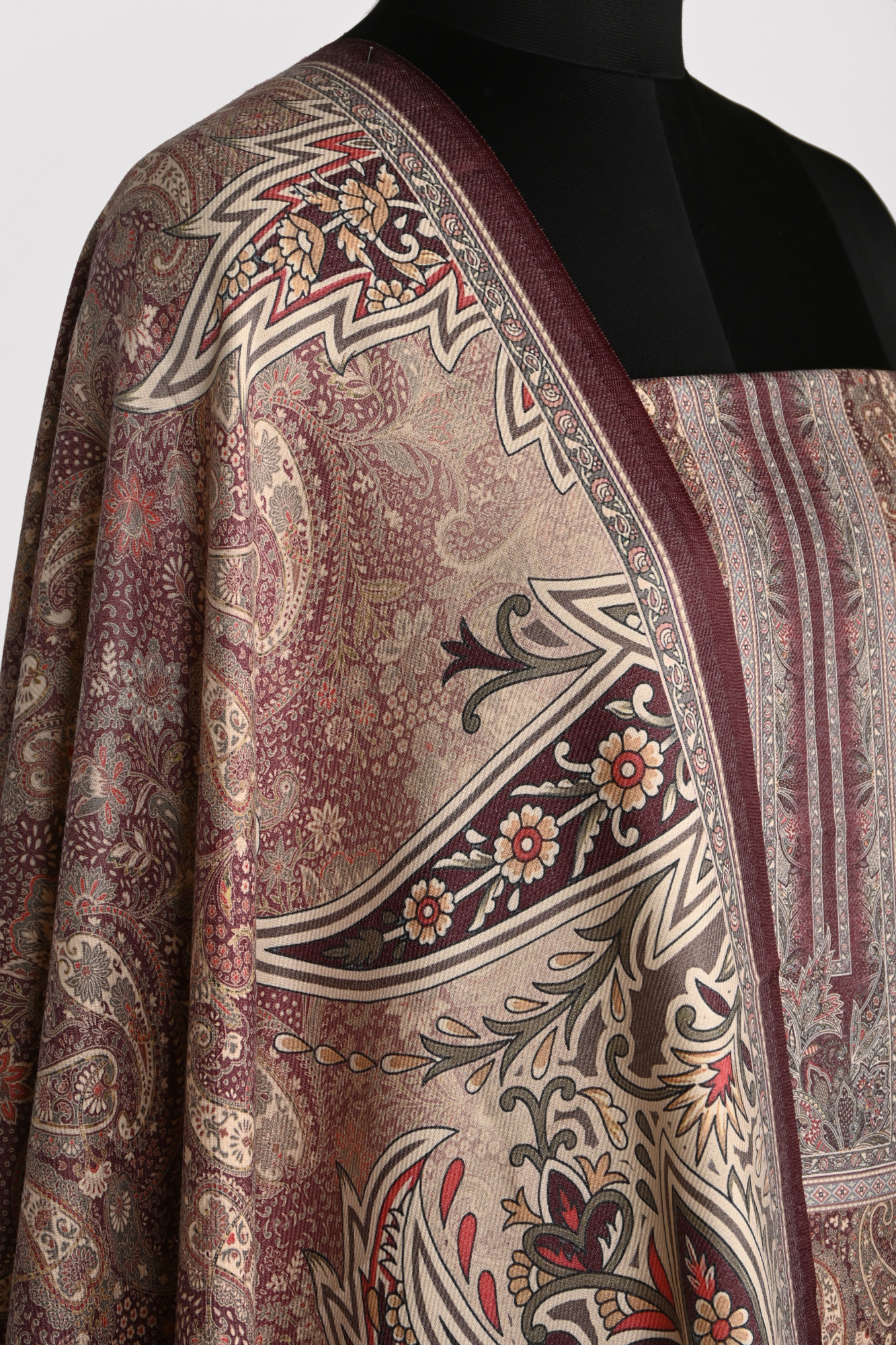 Wine Spun Printed Suit Set with Spun Dupatta - 1000-70341C