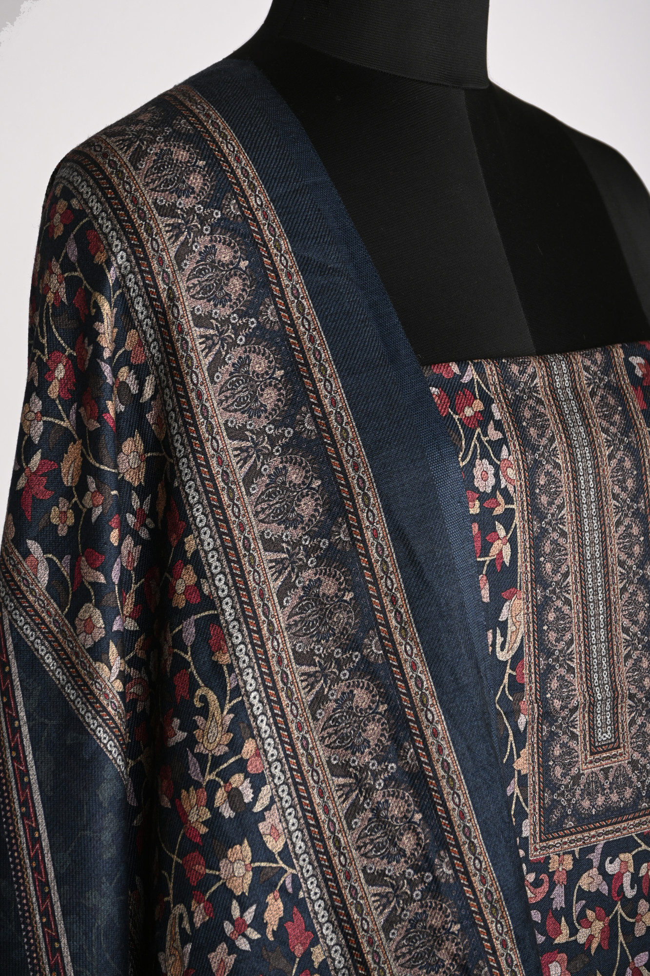 Blue Spun Printed Suit Set with Spun Dupatta - 1000-70373A