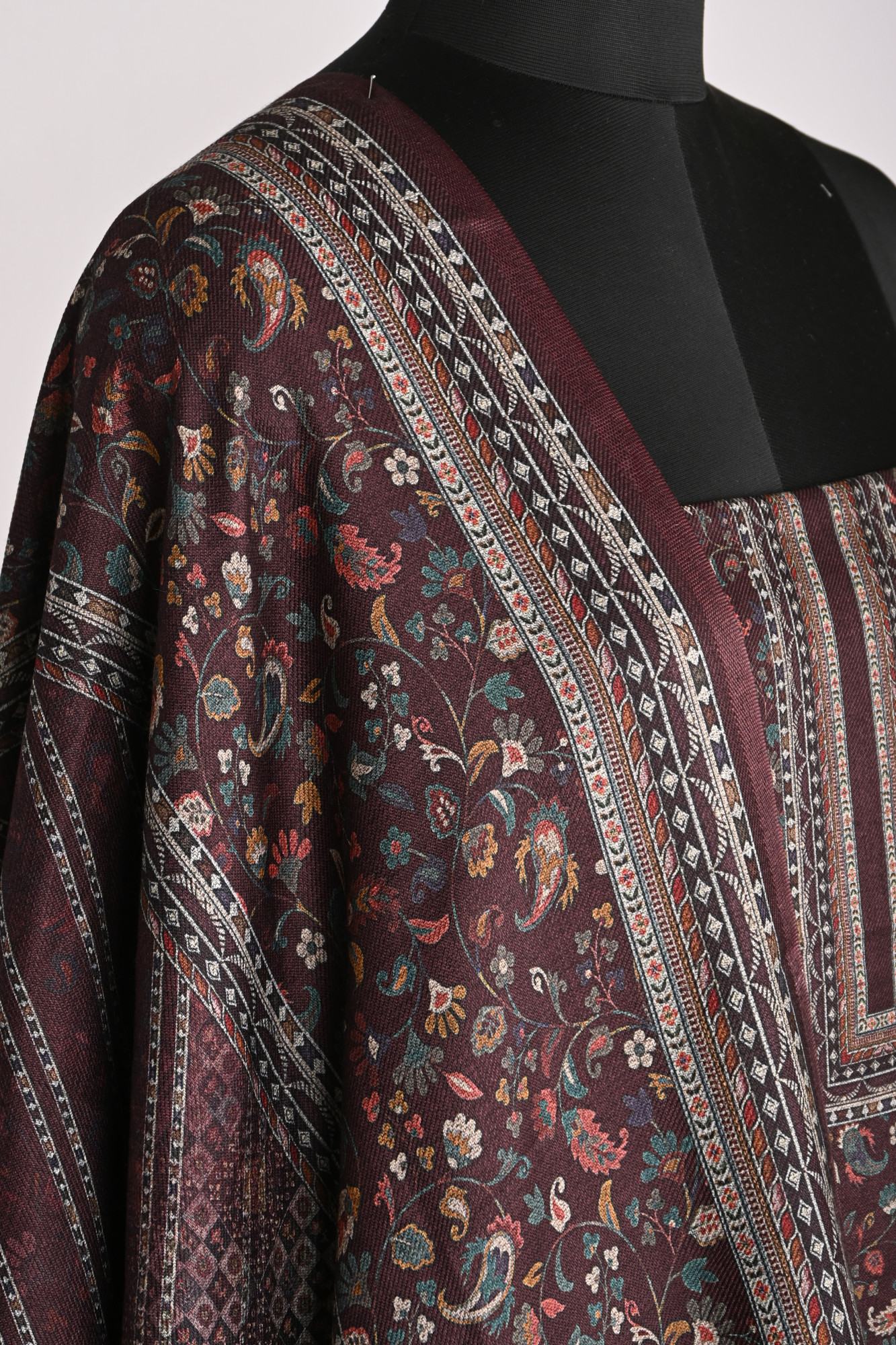 Wine Spun Printed Suit Set with Spun Dupatta - 1000-70372B