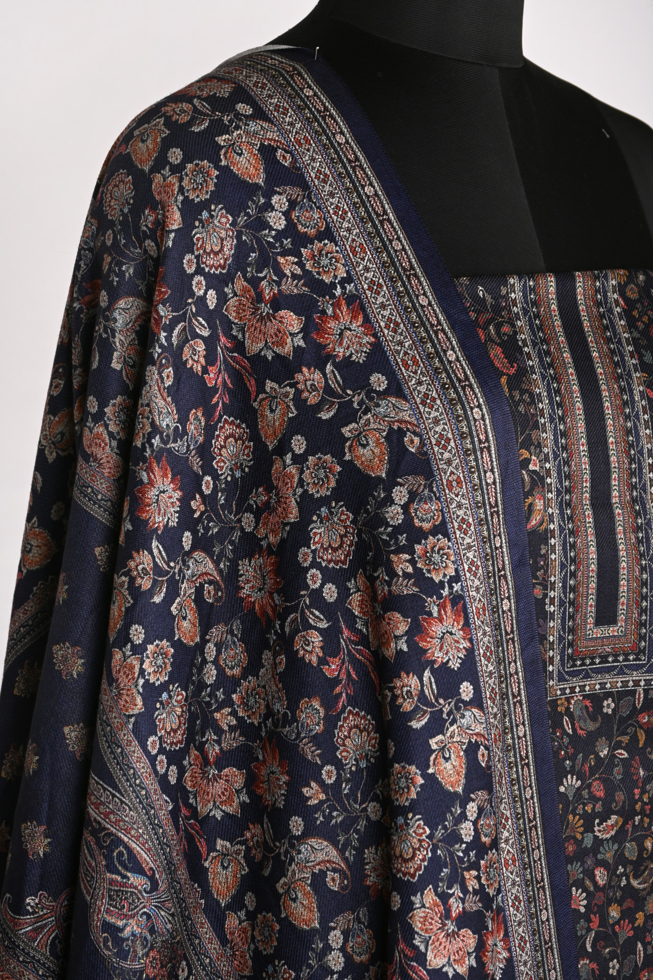 Blue Spun Printed Suit Set with Spun Dupatta - 1000-70372