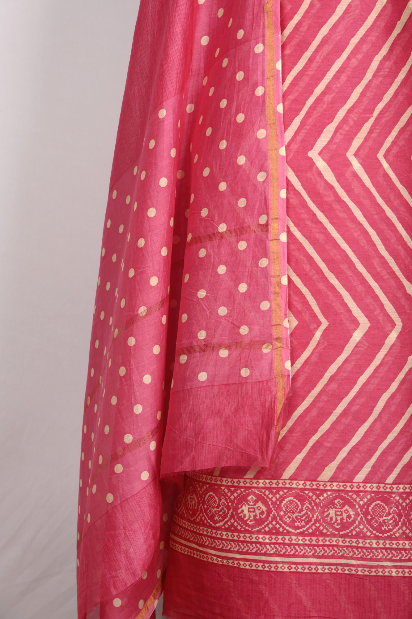 Rani Maheshwari Beautiful Suit Set with Dupatta - 811-S151-445-118-1E