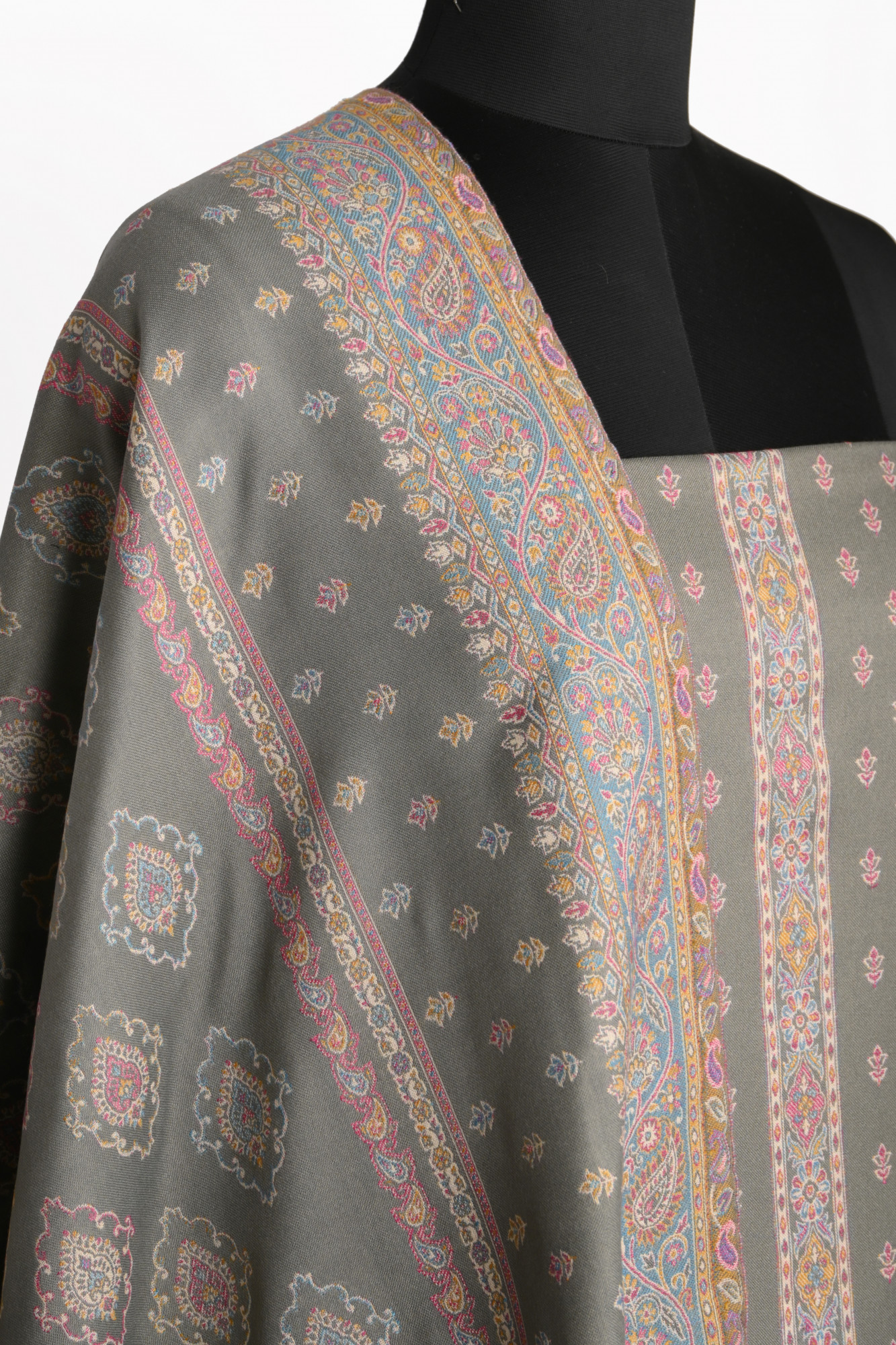 Grey Printed Pashmina Suit Set With Pashmina Dupatta - 1000-0488A