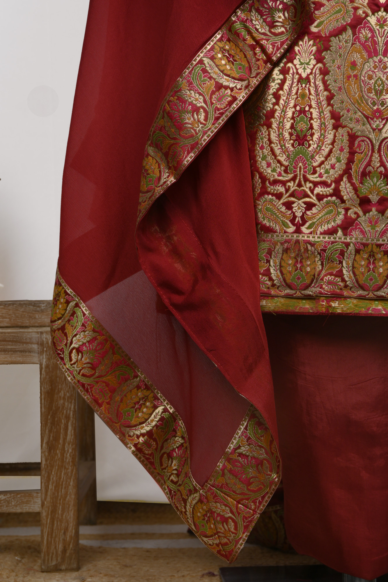 Maroon Banarsi Brocade Unstitch suit set with Dupatta - 1021-KIMKHAB-1A