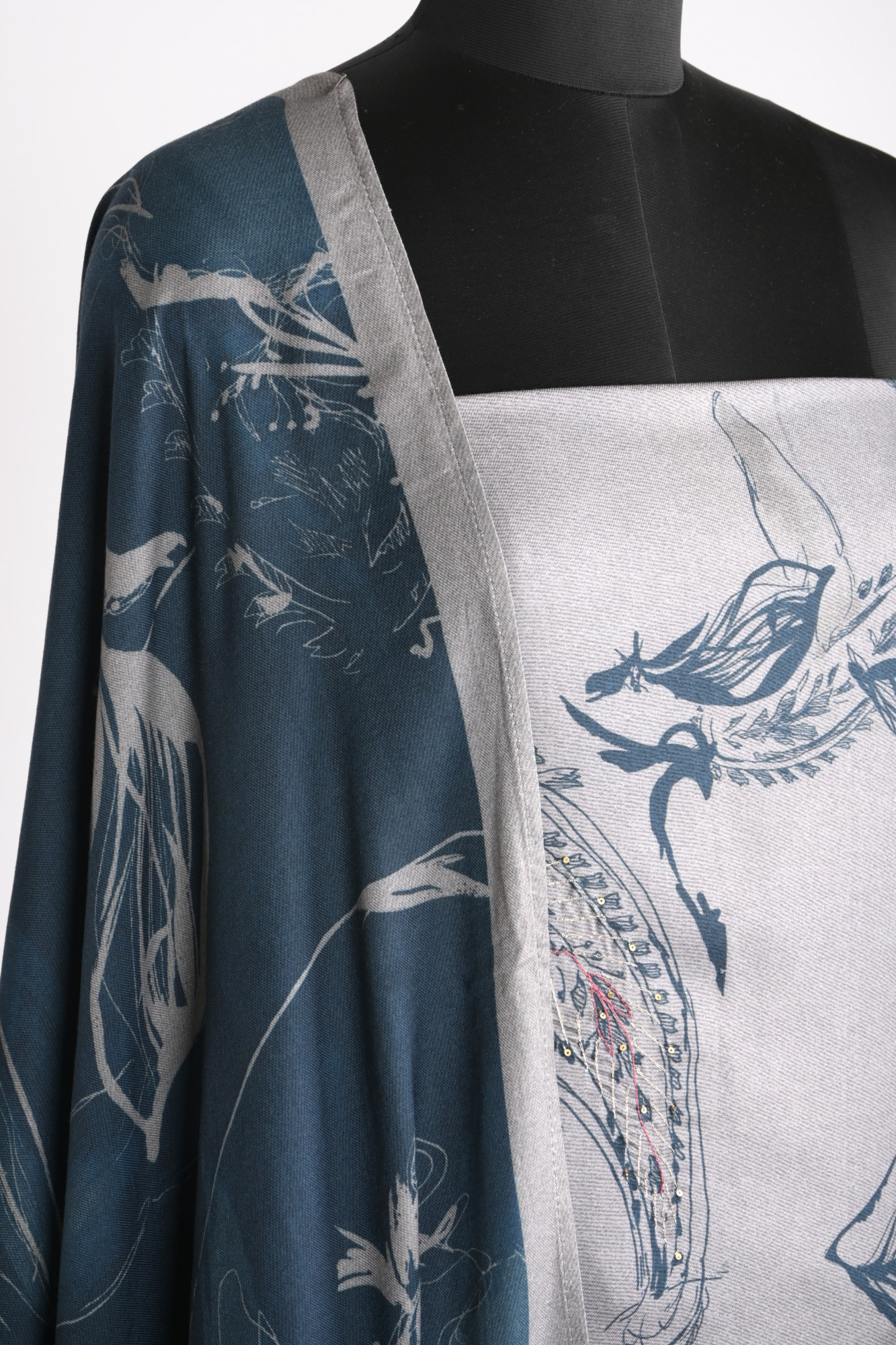 Grey Printed Spun Suit Set With Spun Dupatta - VARV06-2A