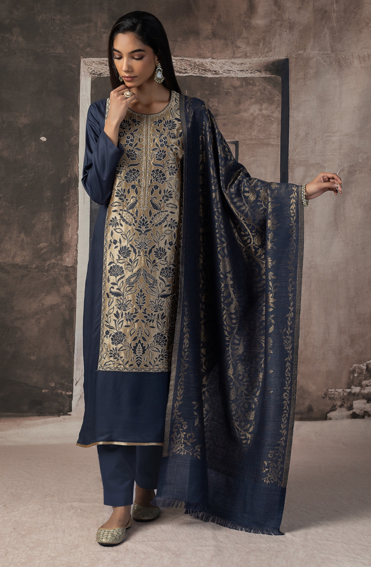 Blue Pashmina Silk Jacquard Suit set with Dupatta- ZOO2156B