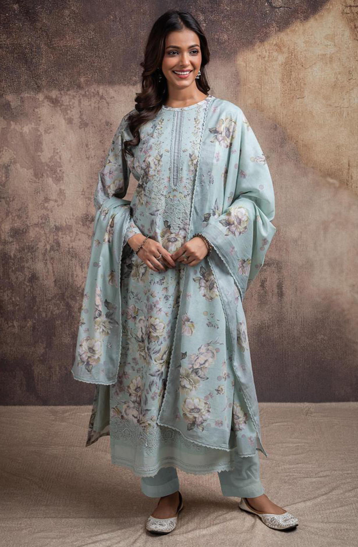 Green Pure cotton lawn Digital Printed Beautiful Suit Set with Dupatta - VINNT203A