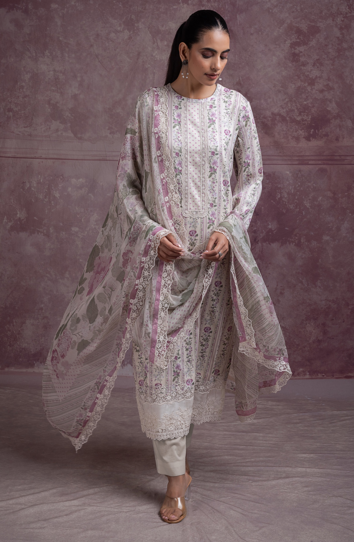 Purple Very finner cotton beautiful Suit Set with Dupatta - VENNT139B