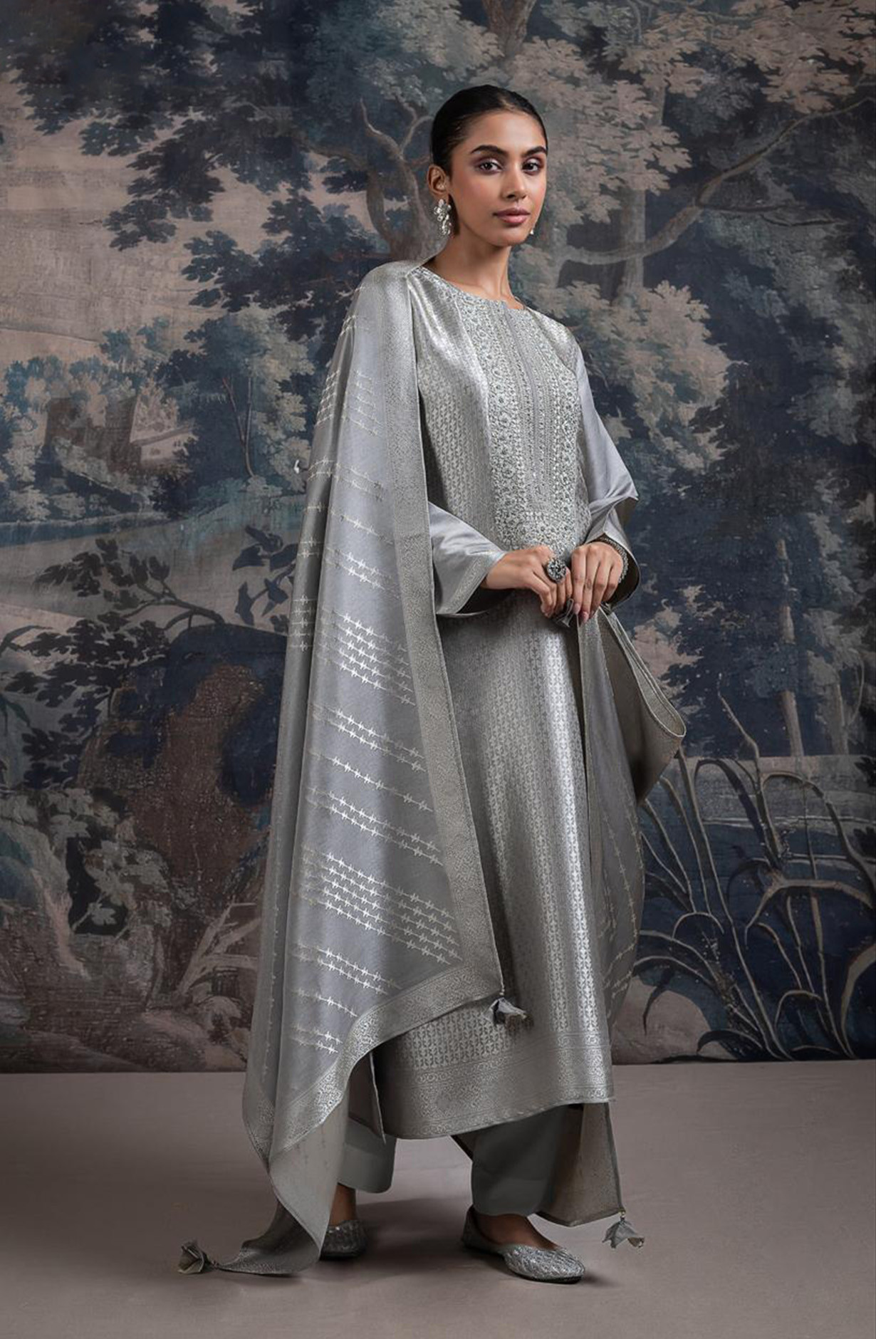 Grey Ziraf Silk Jacquard Suit with Dupatta - R157-SPR2518
