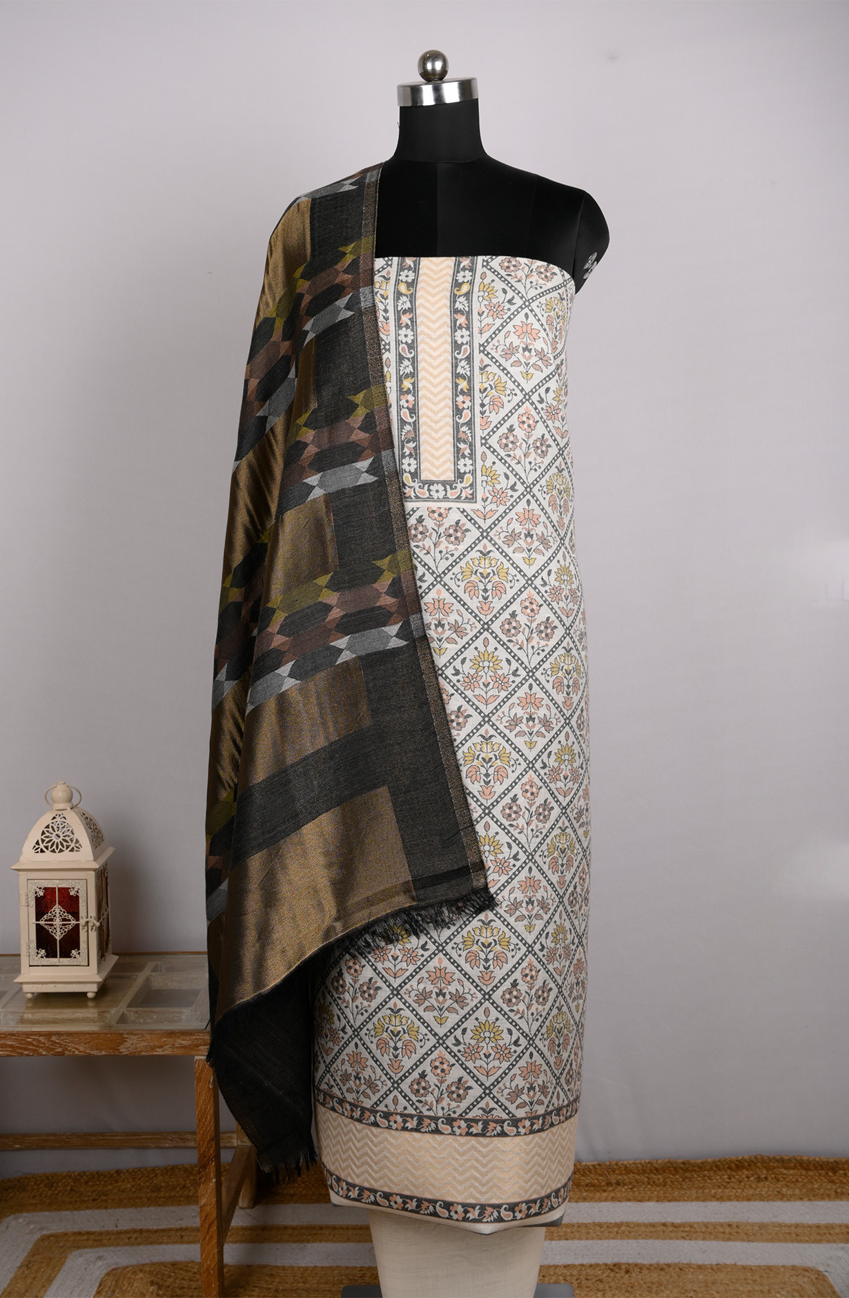 White Printed Pashmina Suit Set With Spun Dupatta - PASH1406