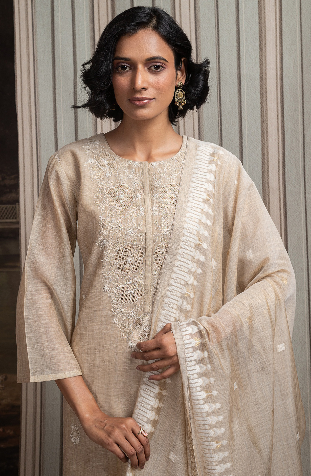 Fawn Jamdani Beautiful Unstitch Suit Set with Dupatta - R157-SPR2612