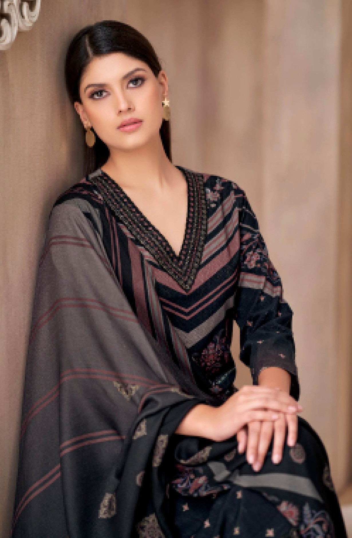 Blue pure corduroy Suit set with Dupatta- ISH5030