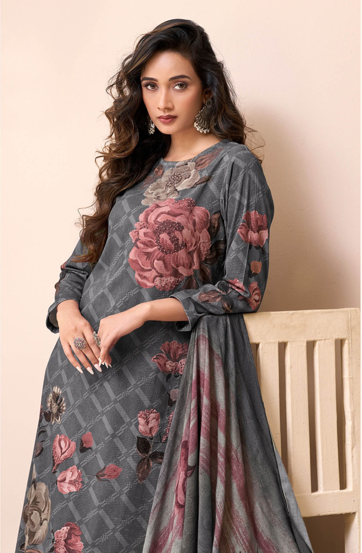 Grey pure corduroy Suit set with Dupatta- ROS735