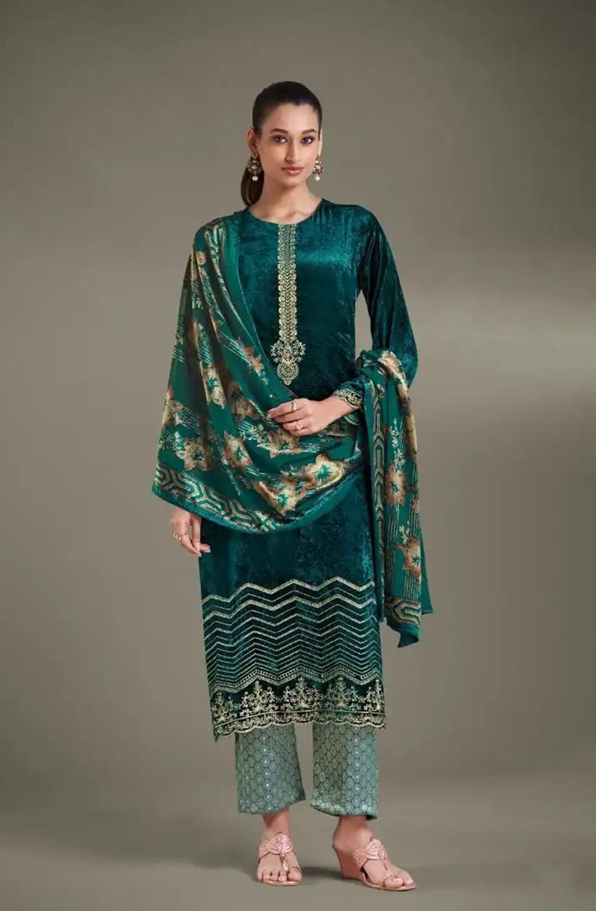 Firoze Pure Viscose Velvet Suit with Dupatta - RIT8861D