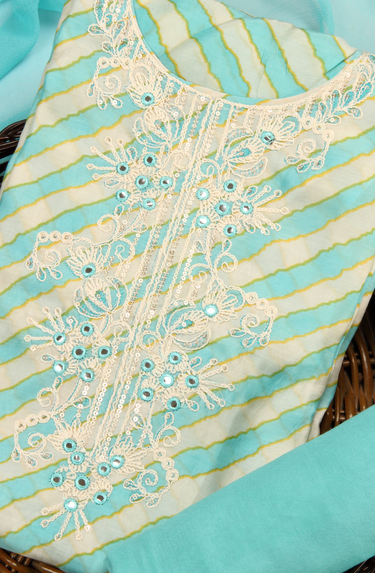 Turquoise Muslin Beautiful Semi-stitched Salwar Suit with Chiffon Dupatta - 131-MT8042A