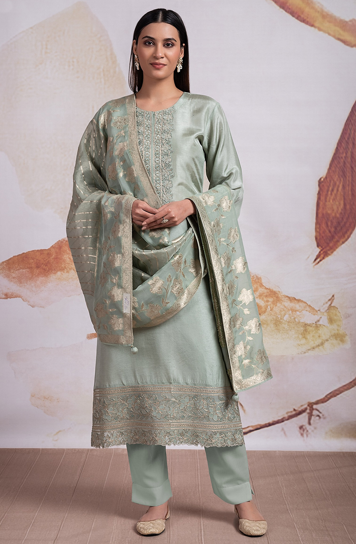 Silk Jacquard Suit with Beautiful Organza Dupatta - R157-SPR2148