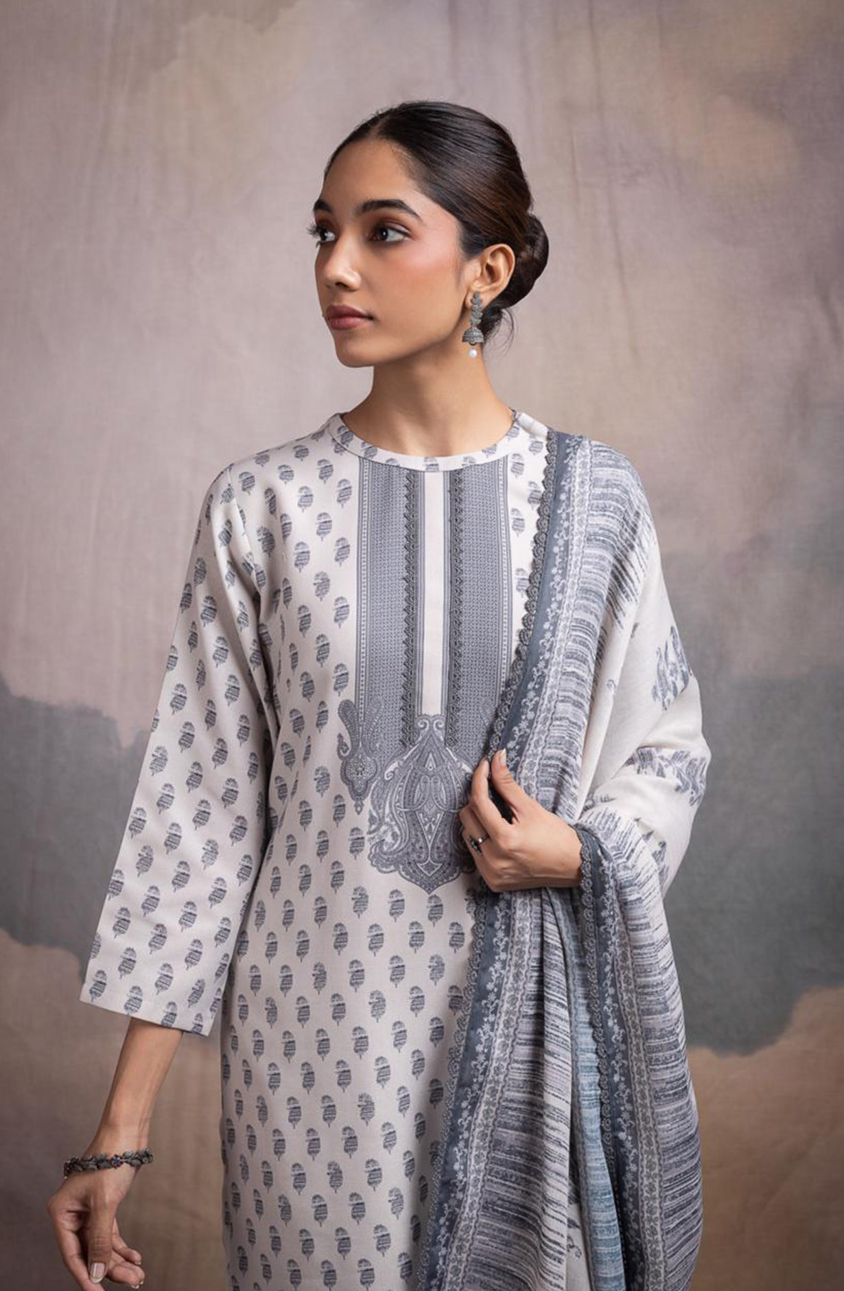 Grey Pashmina Digital Printed Suit with Pashmina Dupatta - ANN2118B