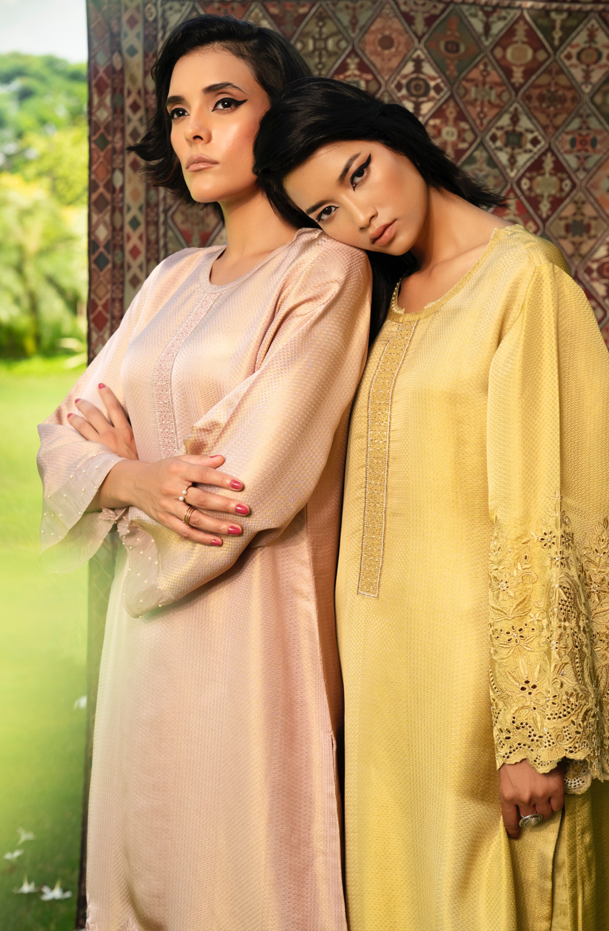 Peach Silk Jacquard Suit Set with Tissue Dupatta - ITSST2001A