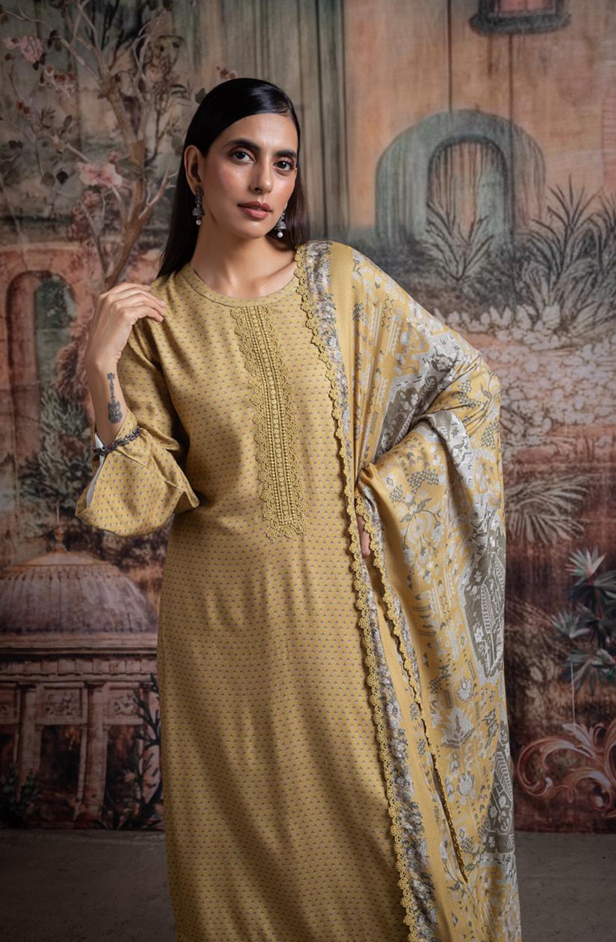 Yellow Pashmina Digital Printed Suit with Pashmina Dupatta - SIY2038A