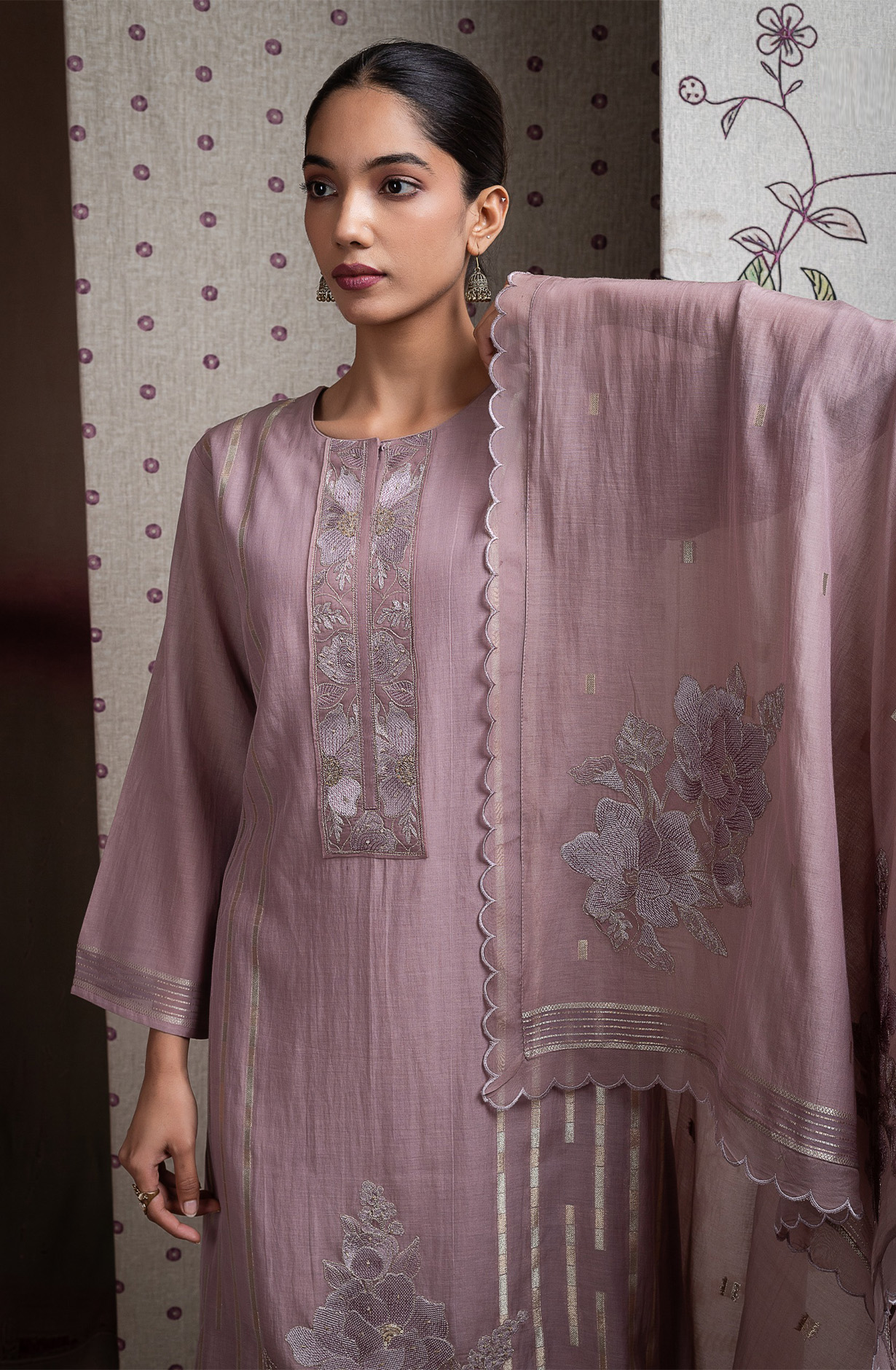 Mauve Mul chanderi jacquard beautiful Suit Set with Dupatta - R157-SPR2650A