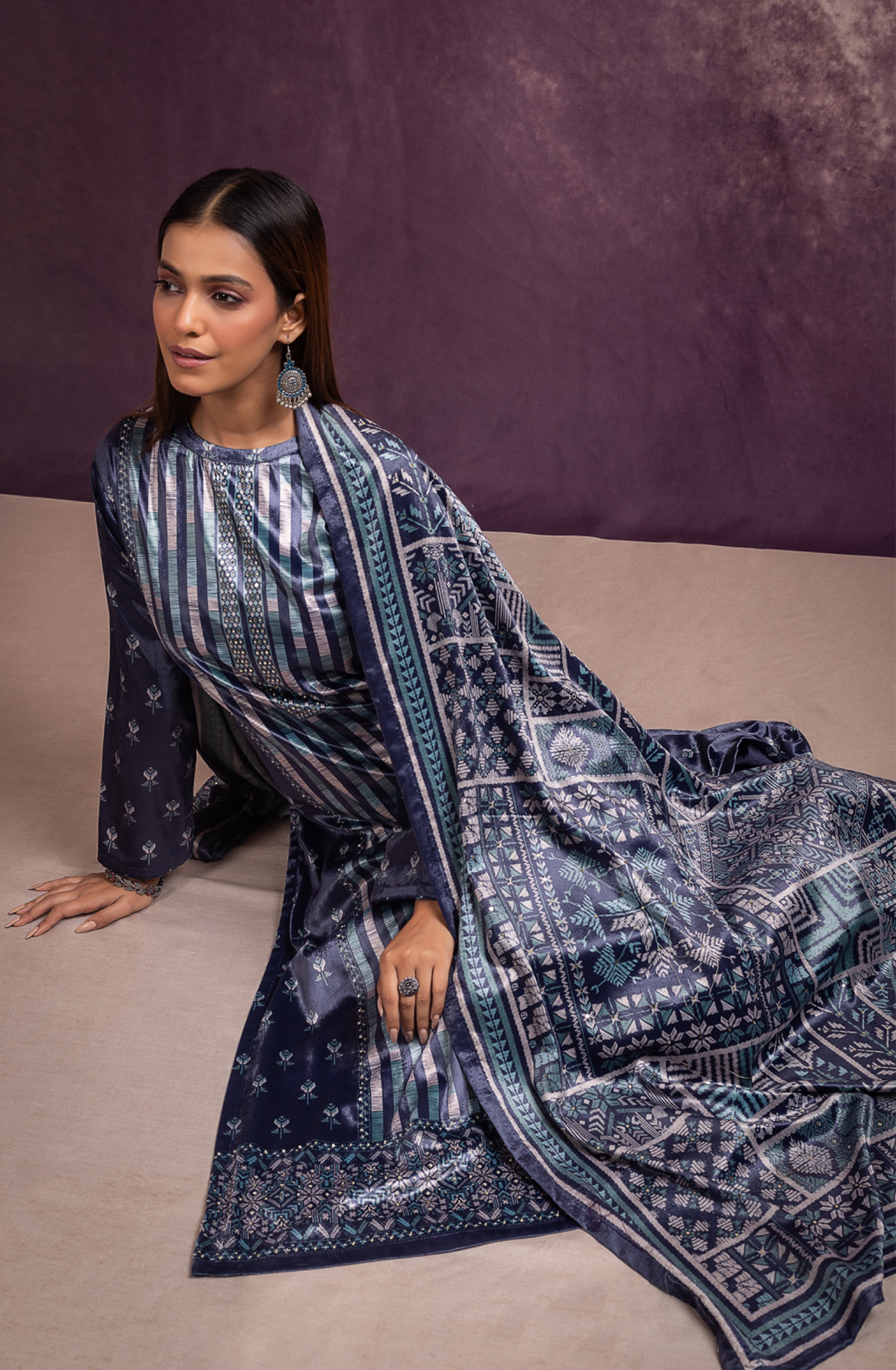Blue Velvet Suit Set with Velvet Silk Dupatta - DAR2113A