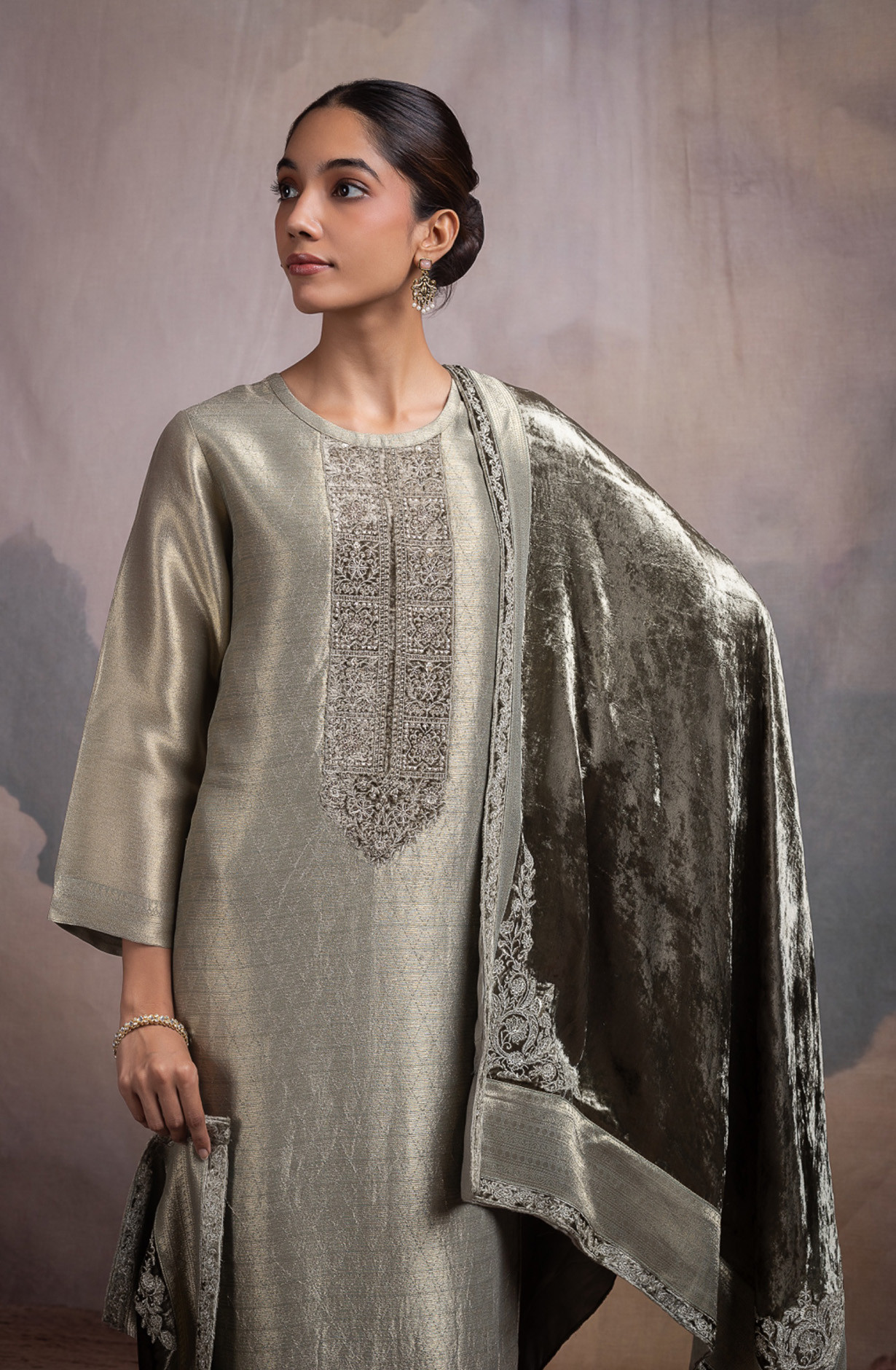 Mehndi Pure Silk Jacquard Suit Set with Velvet Dupatta - KAN2124B