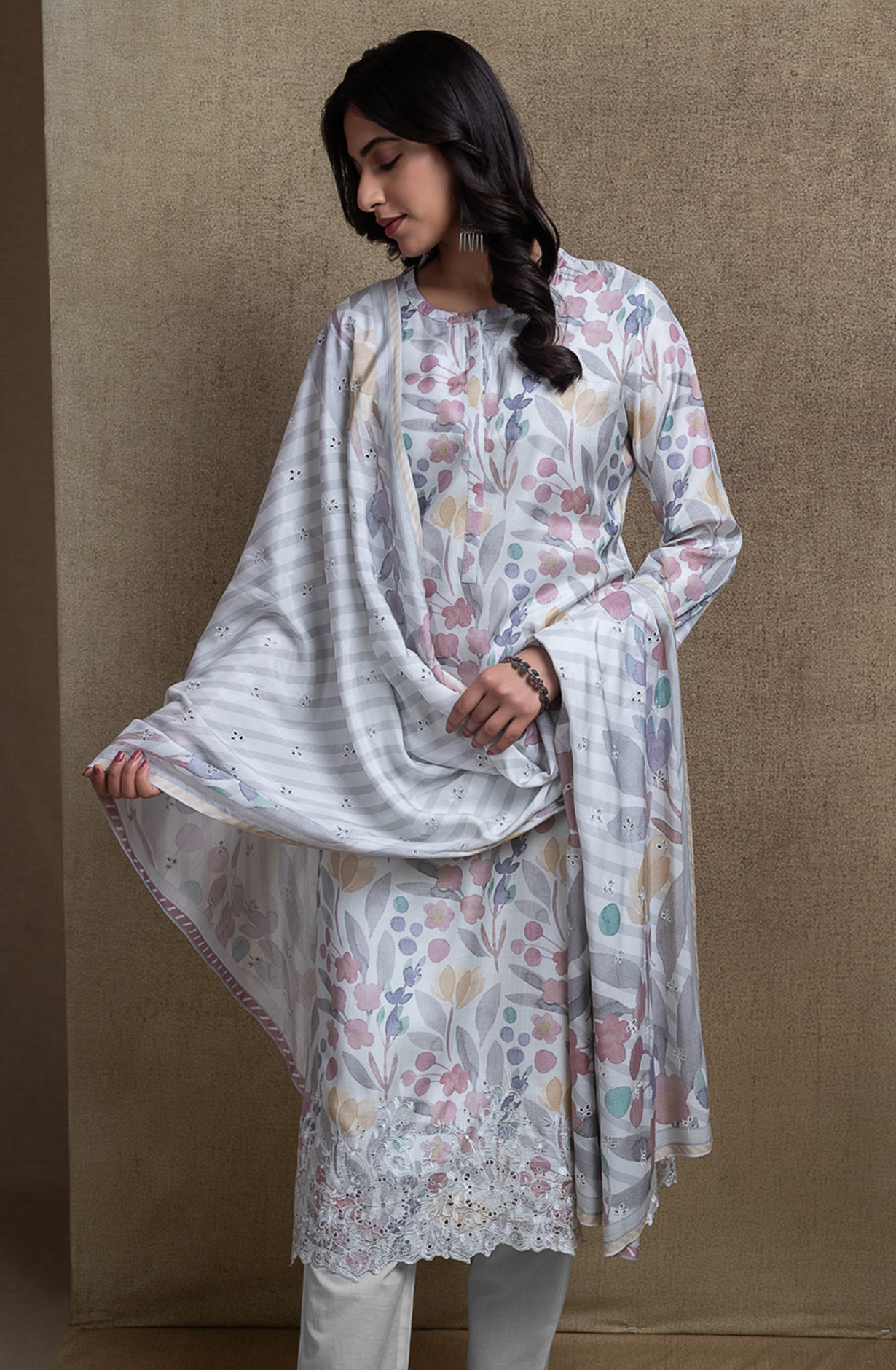 Sea Green Pure Muslin Unstitched Beautiful Suit Set with Dupatta - KALNT151A