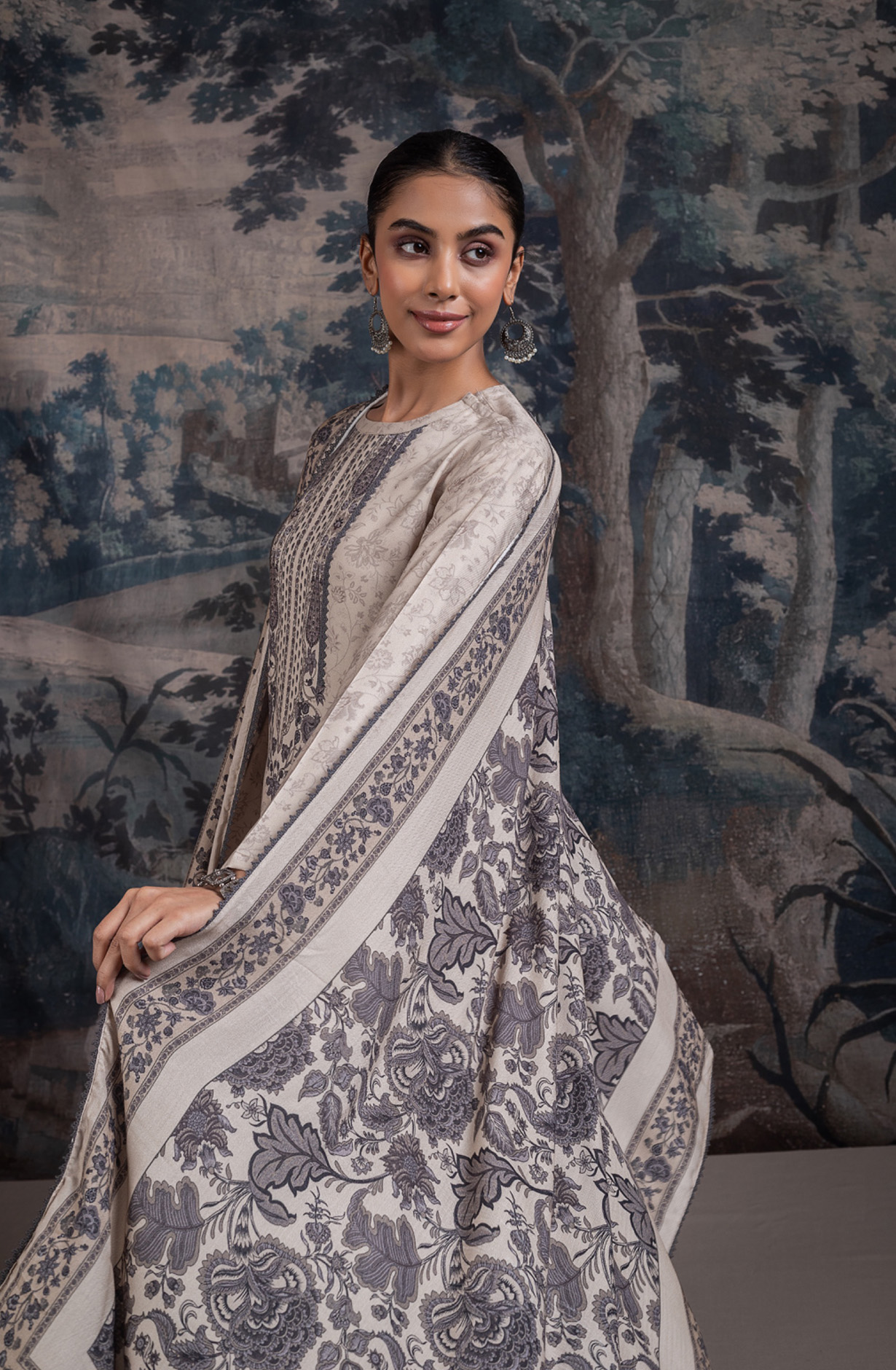 Grey Pashmina Digital Printed Suit Set with Dupatta - RUA2125A