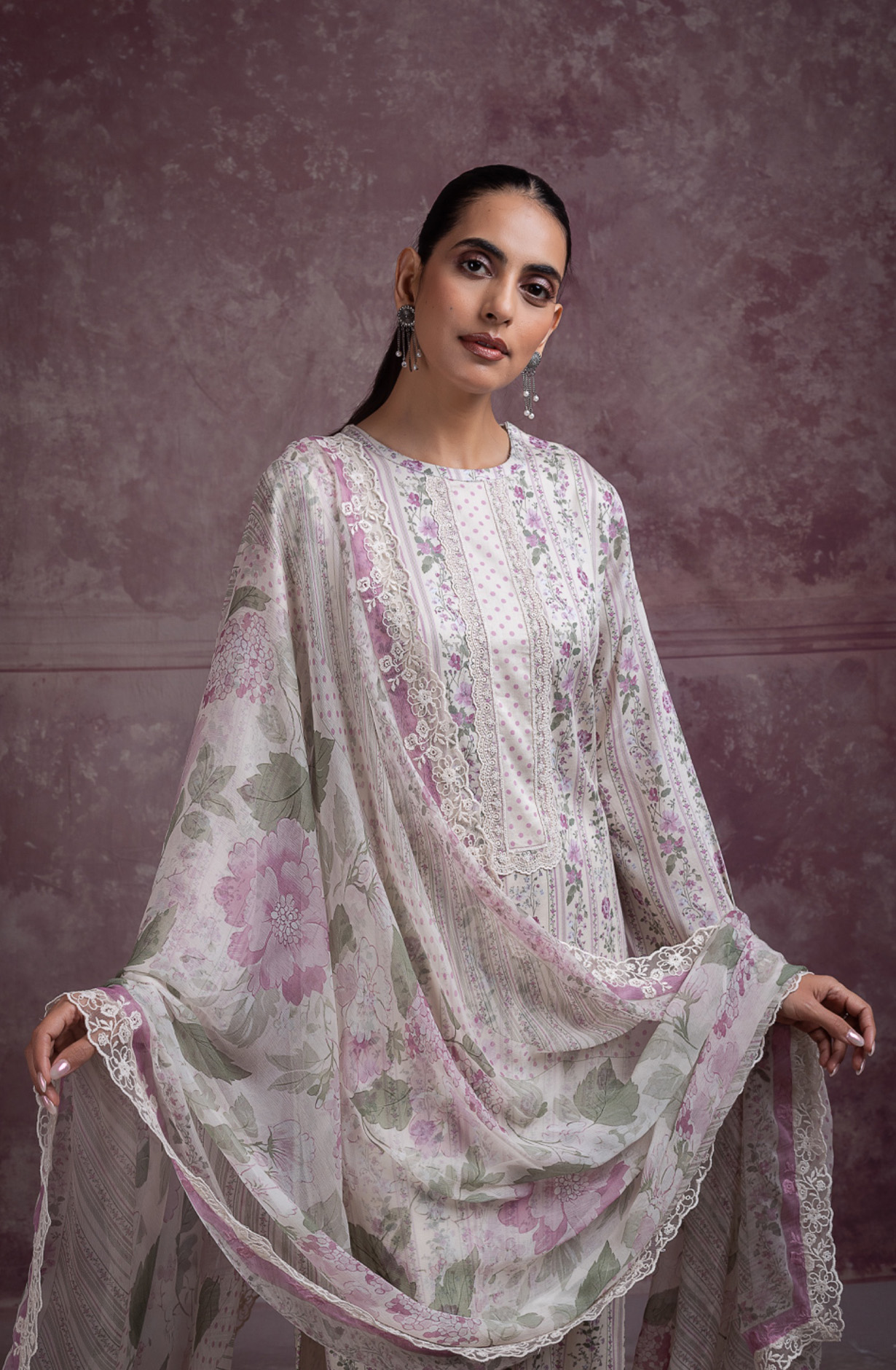 Purple Very finner cotton beautiful Suit Set with Dupatta - VENNT139B