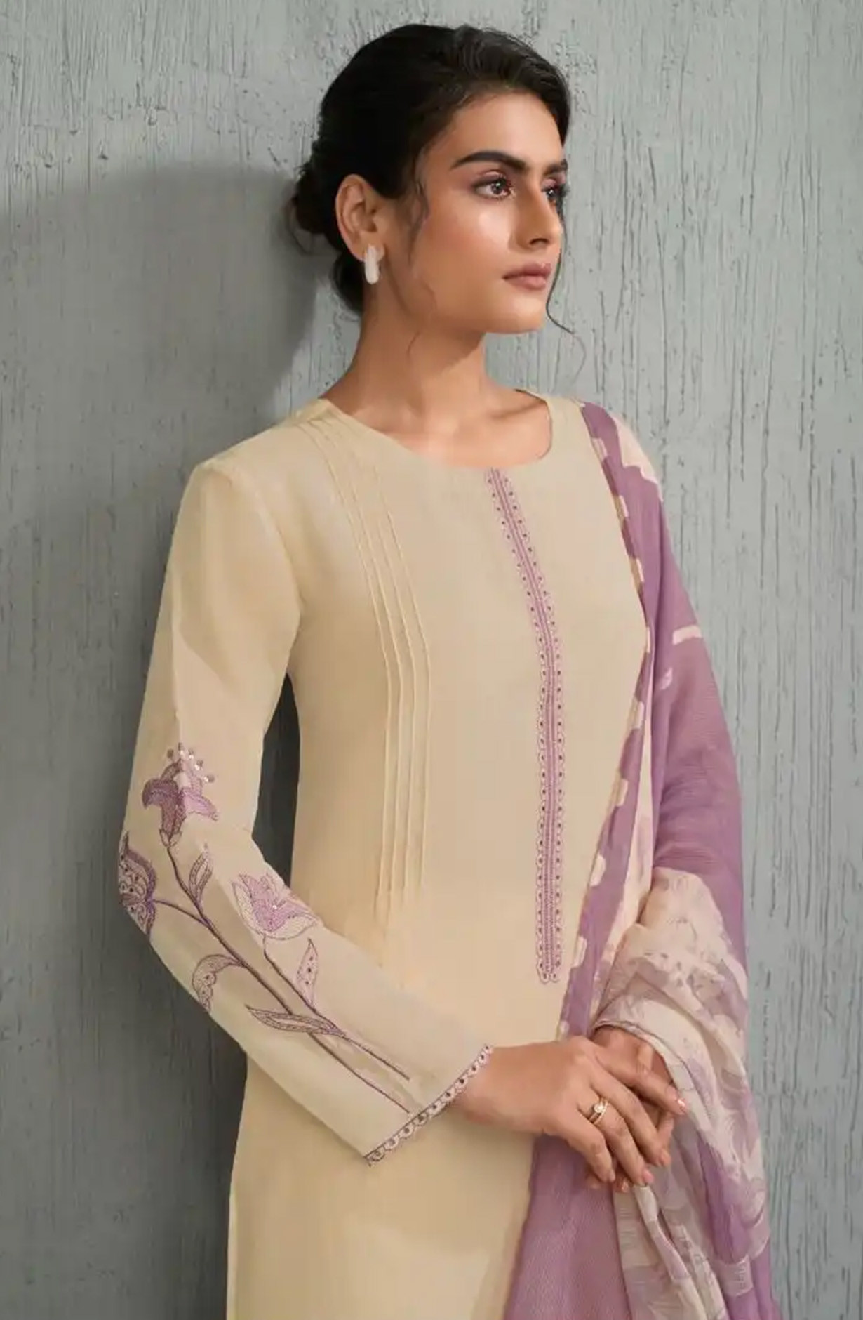 Off-White Premium Cotton Lawn Beautiful Suit Set with Dupatta - ZEH13041D