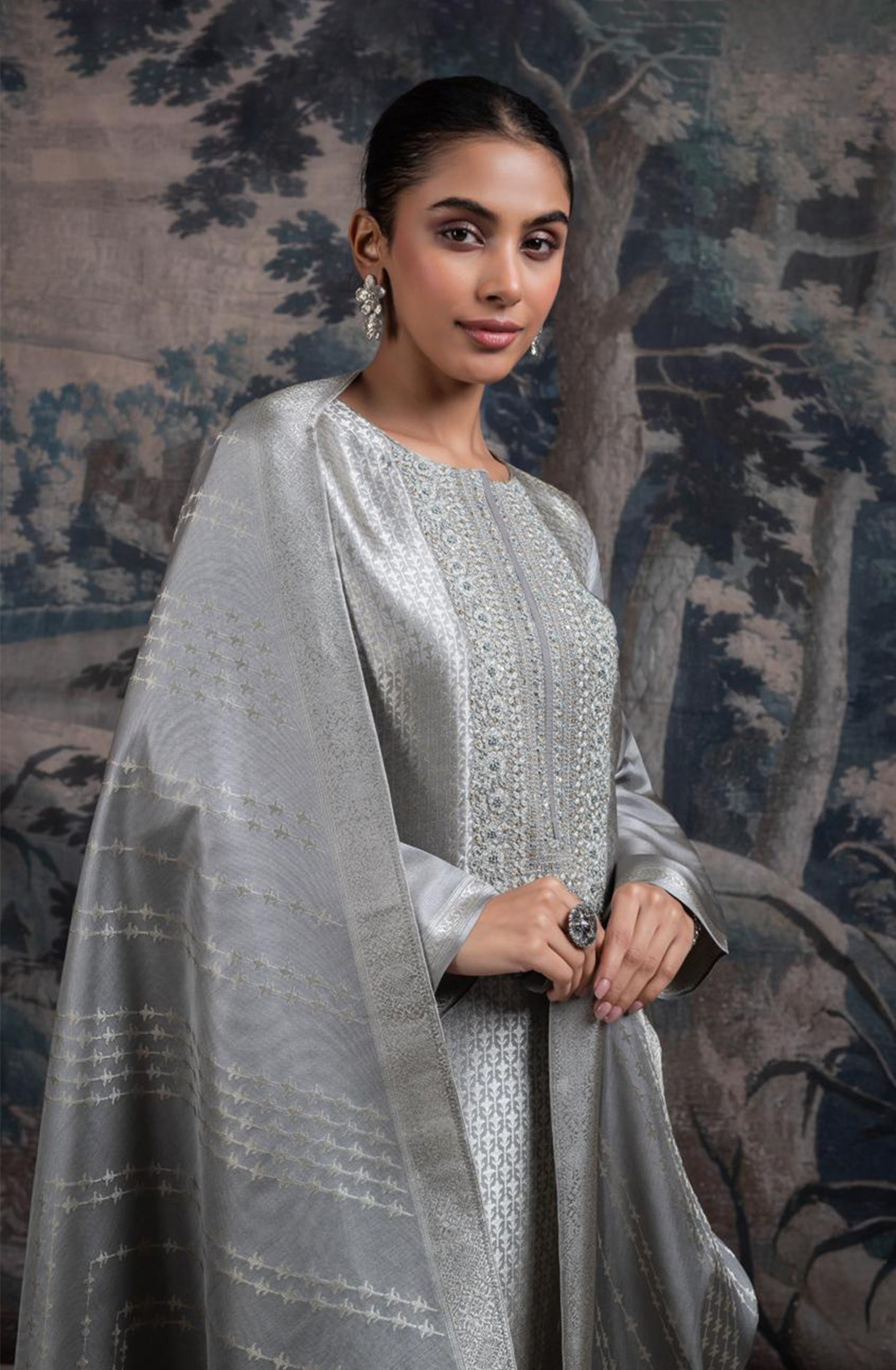 Grey Ziraf Silk Jacquard Suit with Dupatta - R157-SPR2518