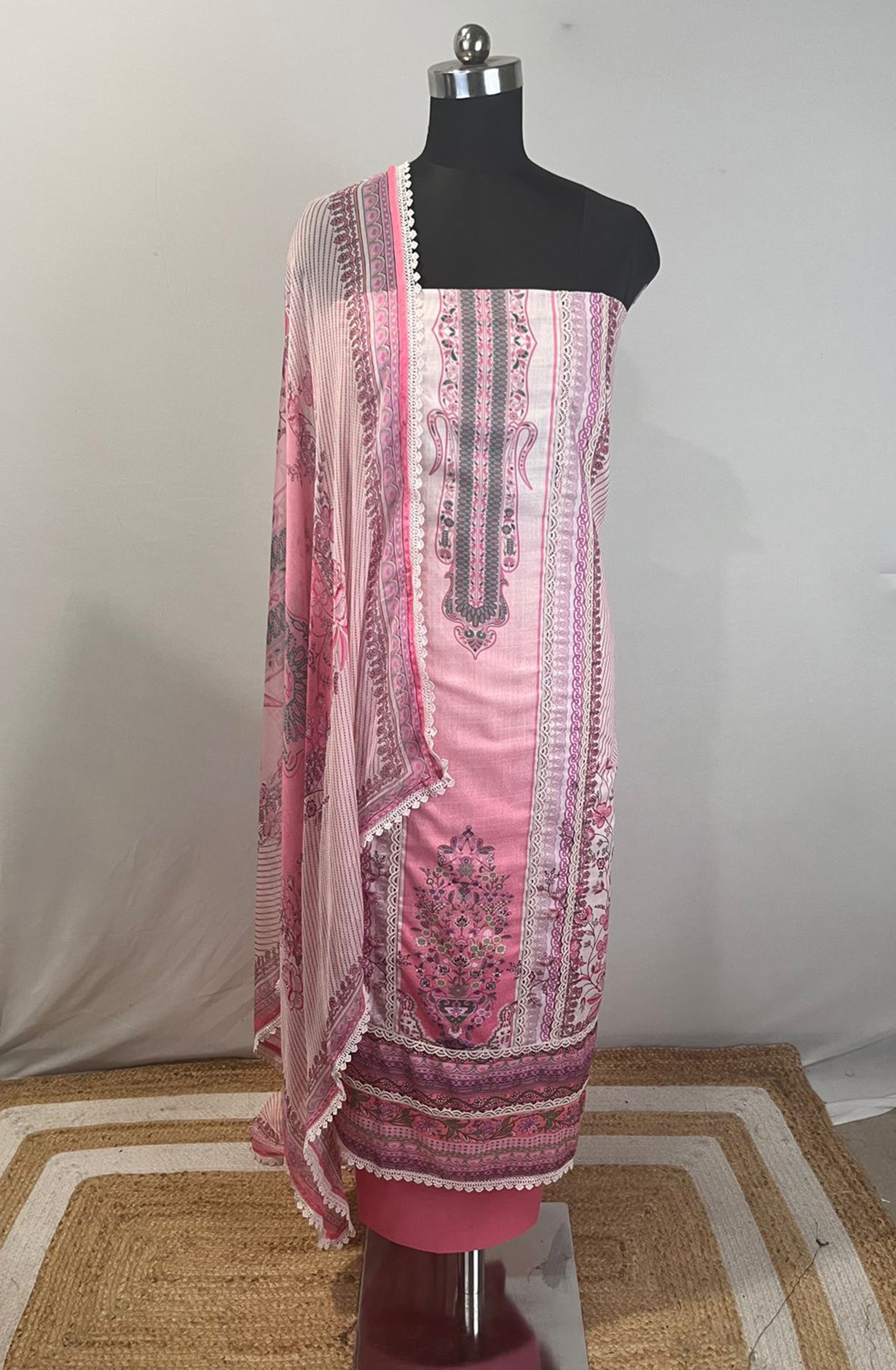 Pink Cotton Beautiful Suit Set with Dupatta - VAI2