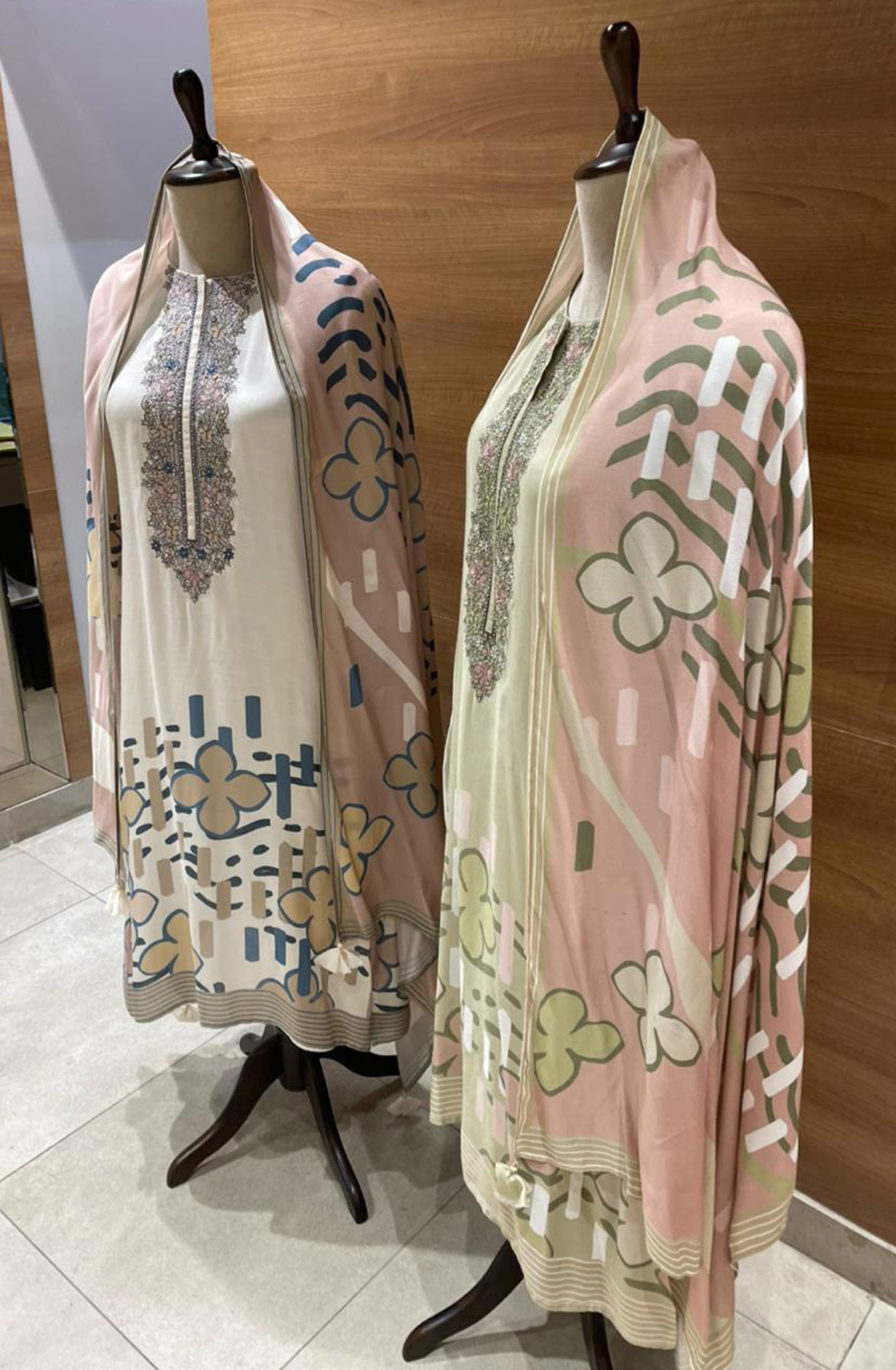 Cream Feather Muslin Printed Beautiful Suit Set with Dupatta - R157-SPR2638A