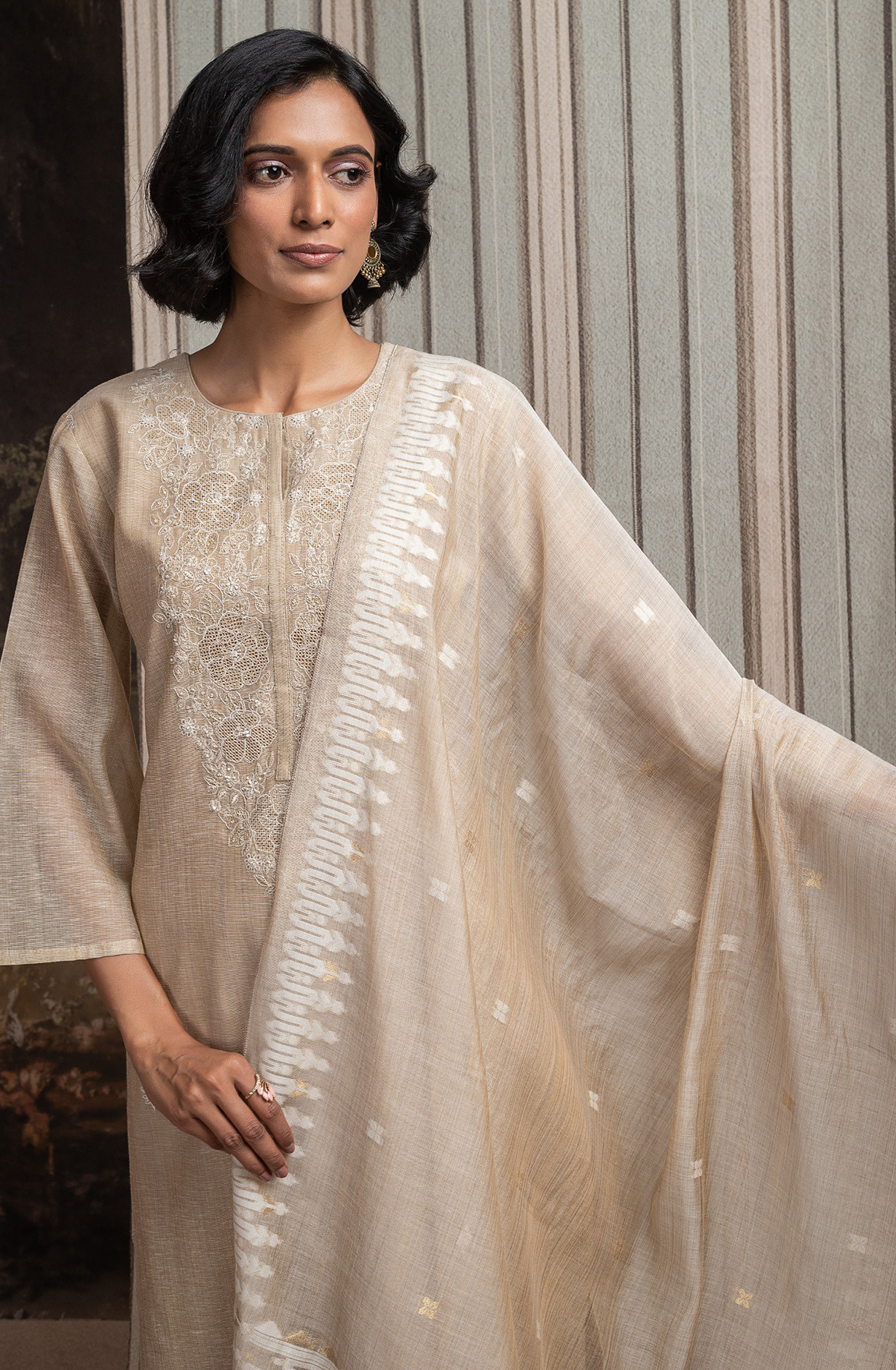 Fawn Jamdani Beautiful Unstitch Suit Set with Dupatta - R157-SPR2612