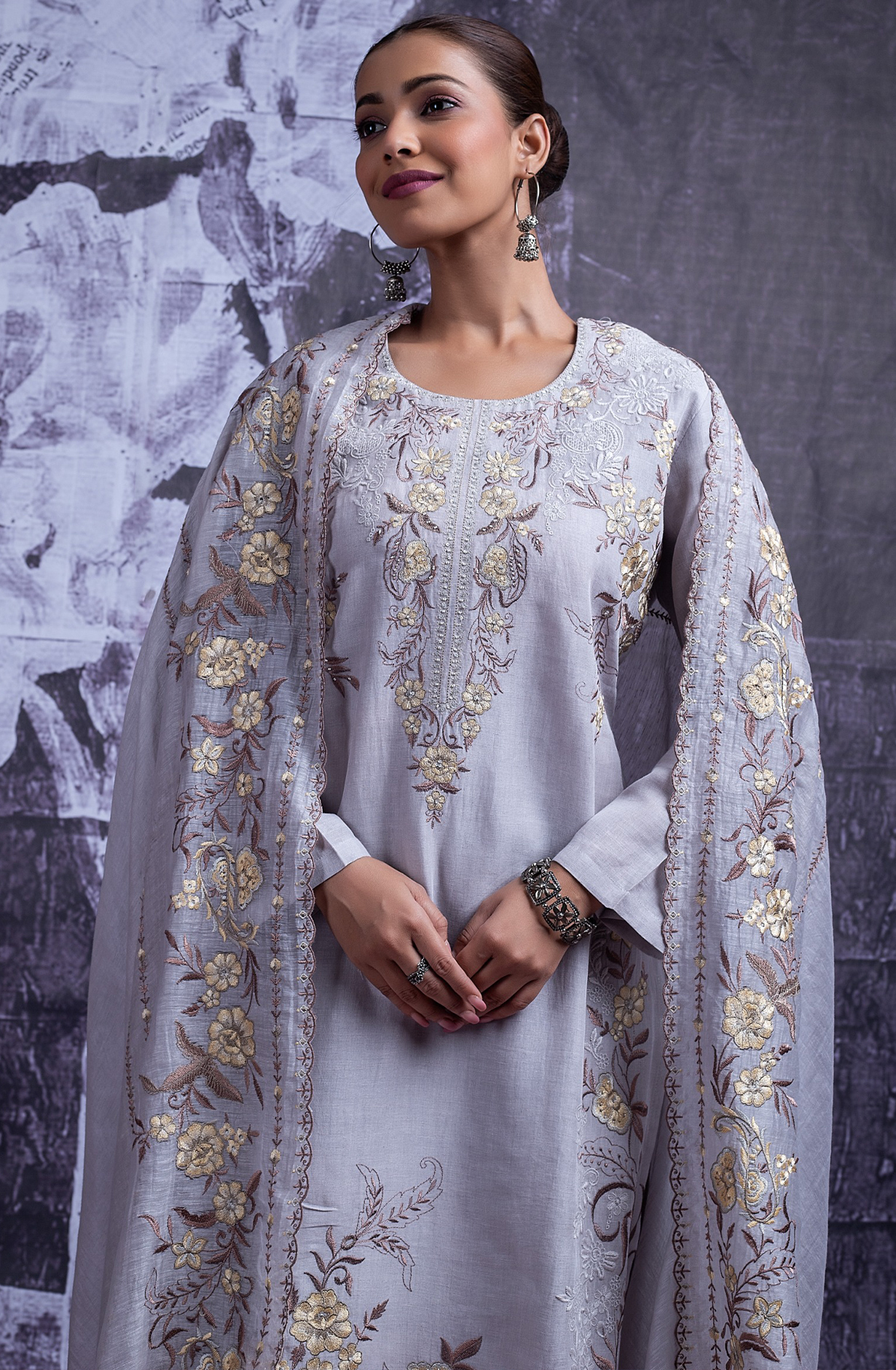 Grey Pure Linen Beautiful Suit set with Dupatta - TRI2476A