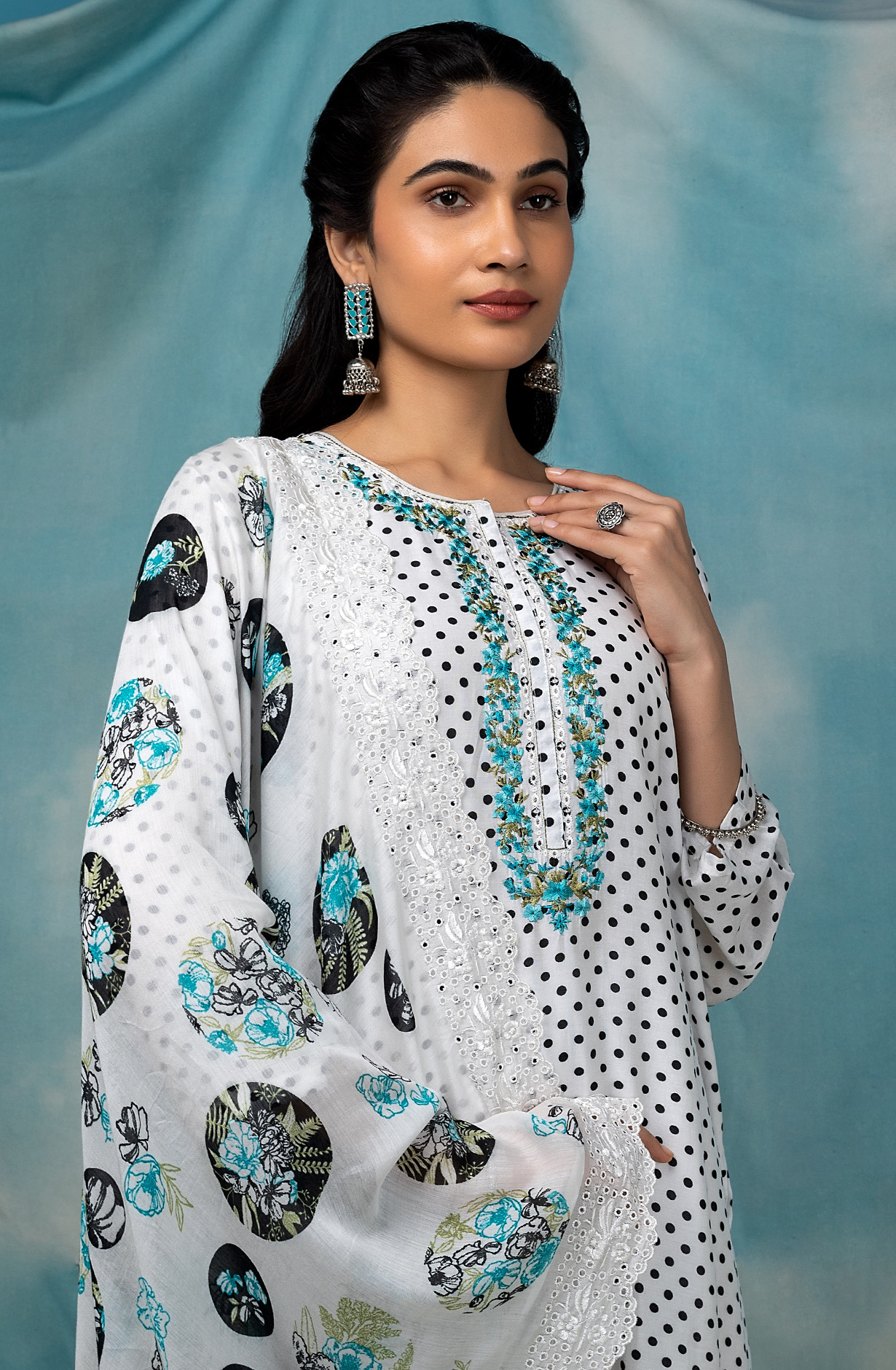 White and Black Muslin Beautiful Digital Printed Salwar Kameez - LAC1865B