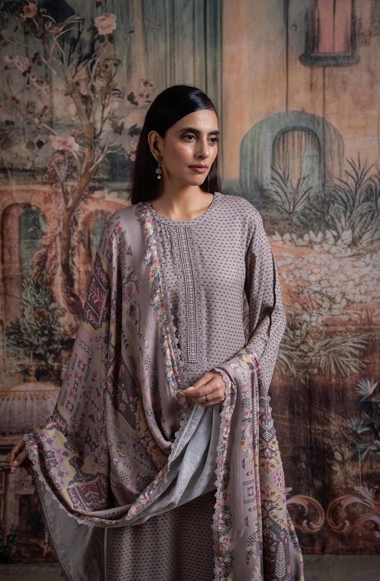 Brown Pashmina Digital Printed Suit with Pashmina Dupatta - SIY2038C