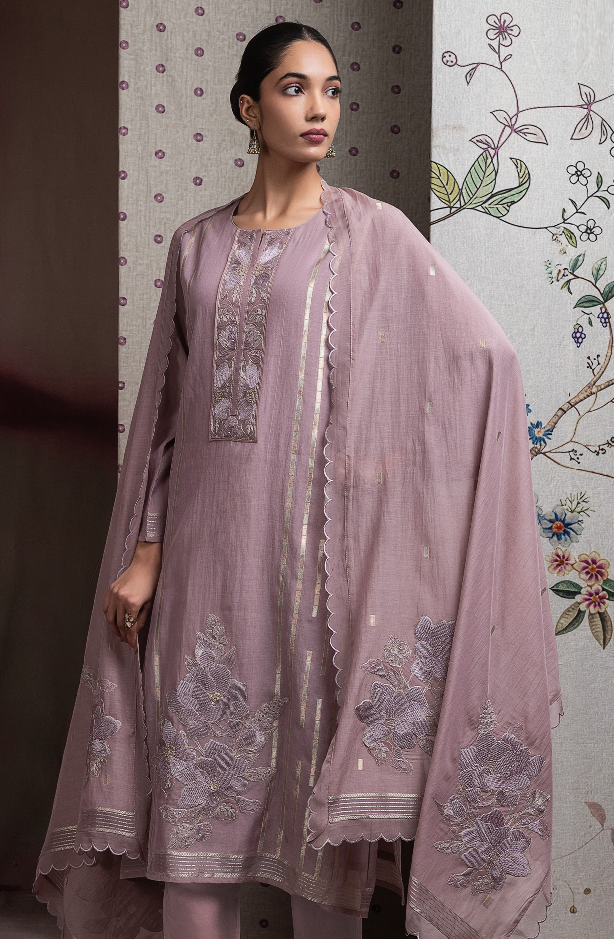 Mauve Mul chanderi jacquard beautiful Suit Set with Dupatta - R157-SPR2650A