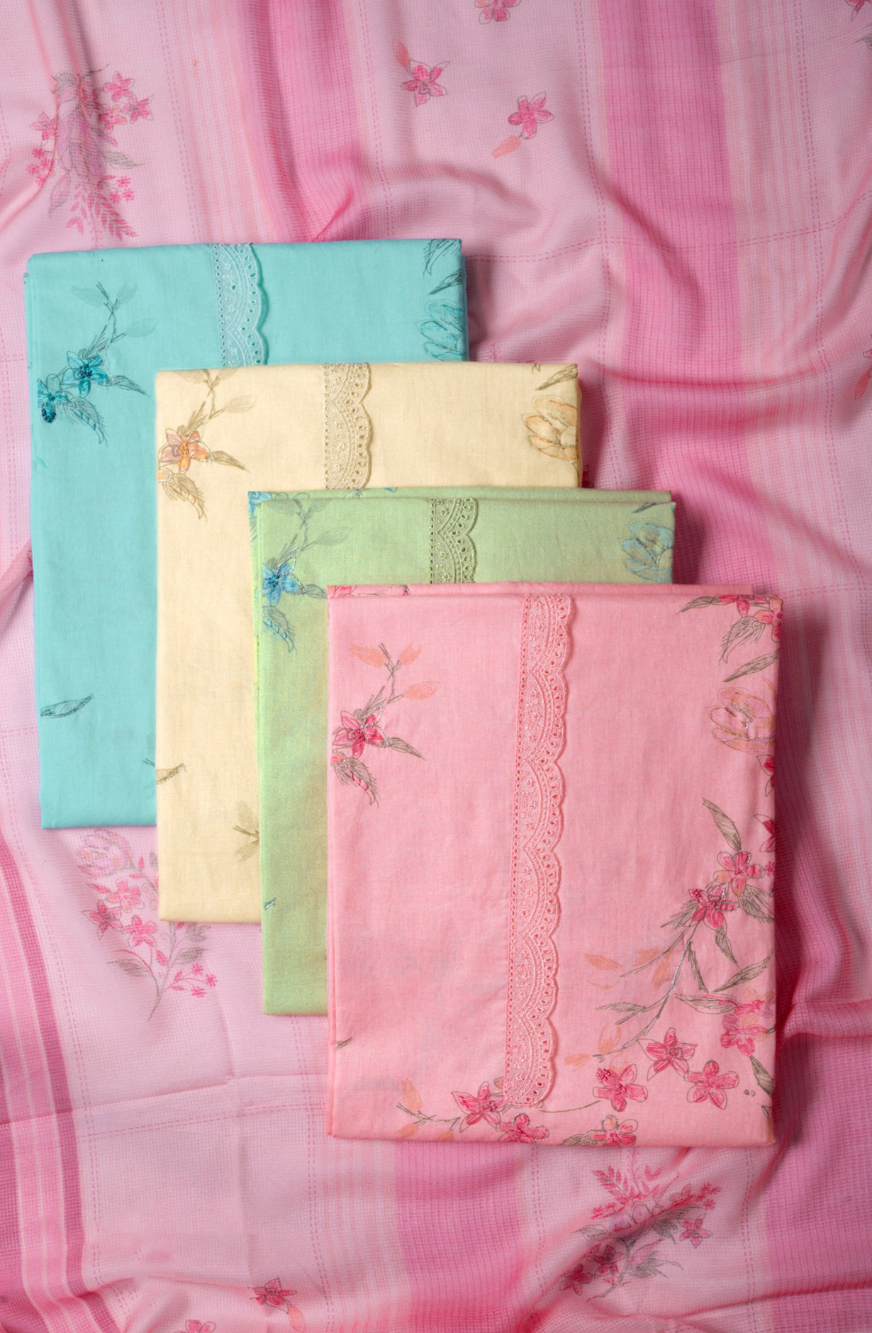 Green Lawn cotton Digital Printed Suit with Dupatta - VARV38B