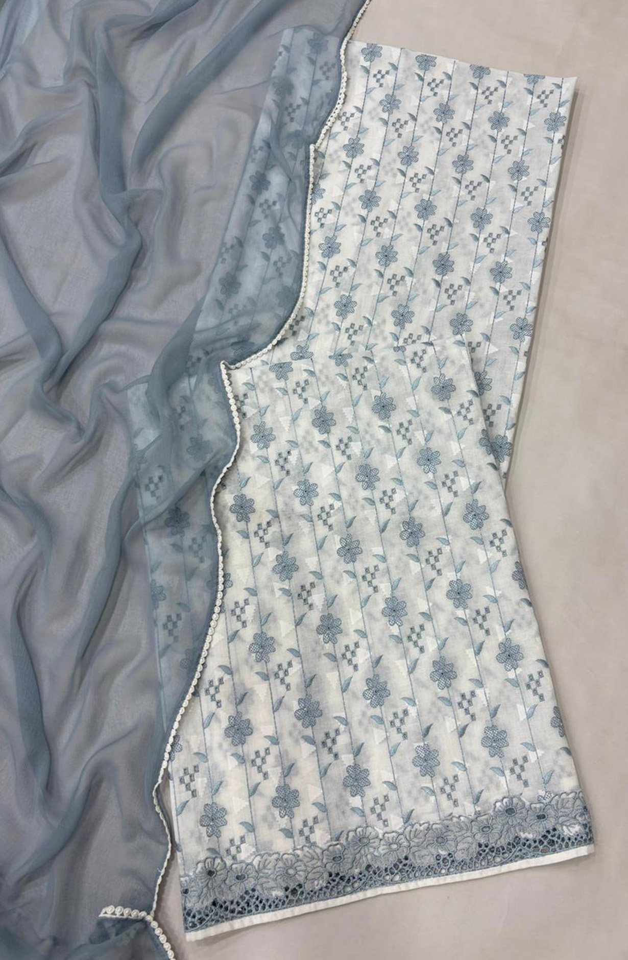 Blue pure cotton unstitched beautiful Suit Set with Dupatta - SAHNT119B