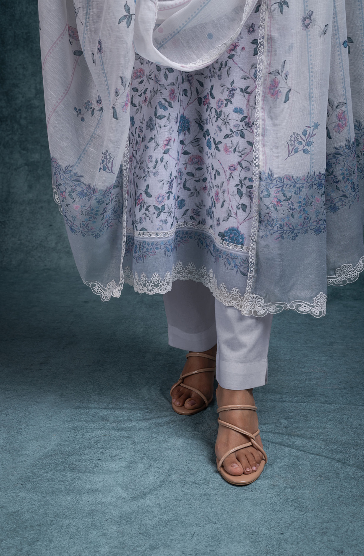 Grey Linen beautiful Suit Set with Dupatta - INRNSP107A