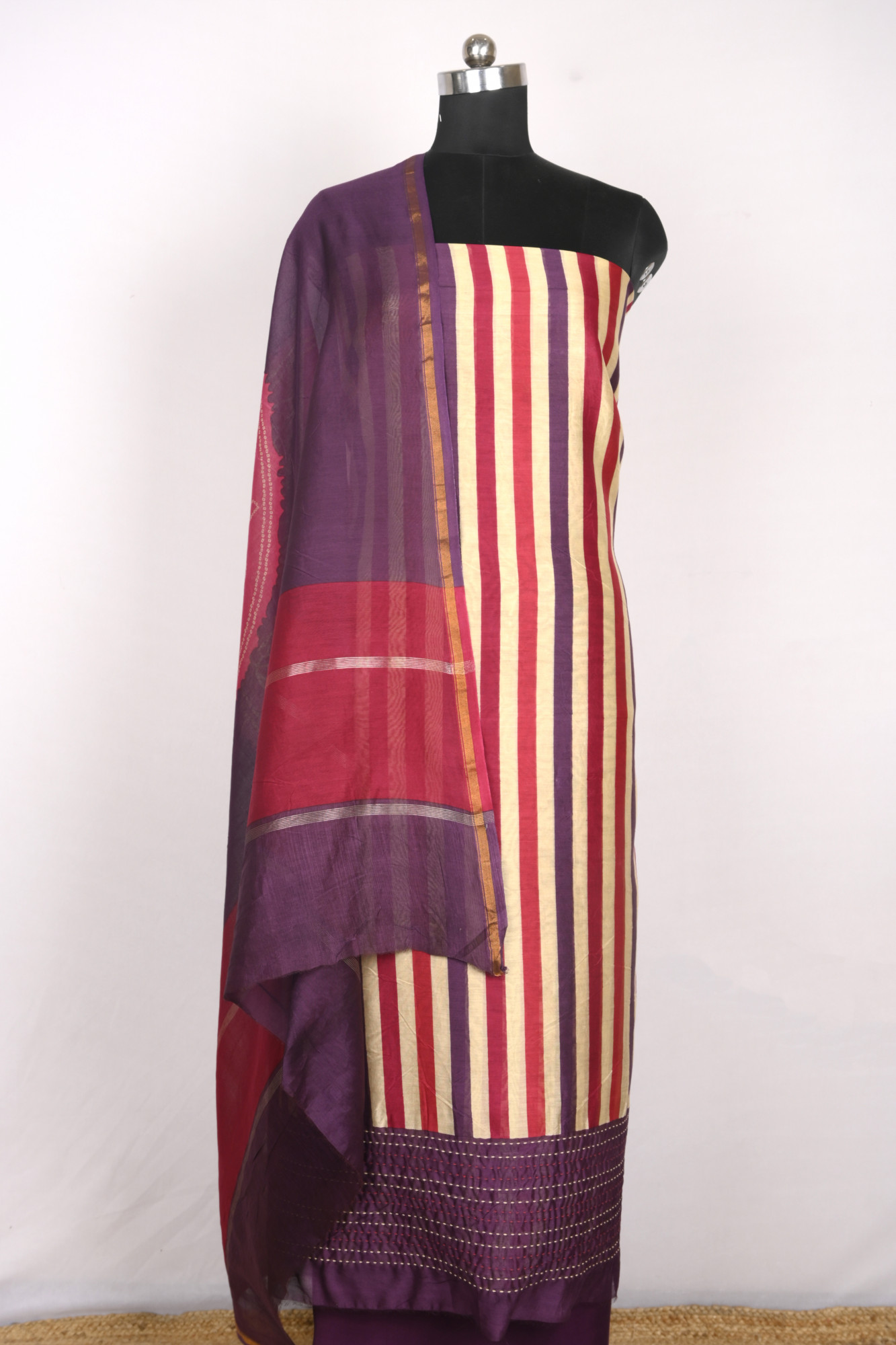 Purple Maheshwari Beautiful Suit Set with Dupatta - 811-LV-US3715-15B