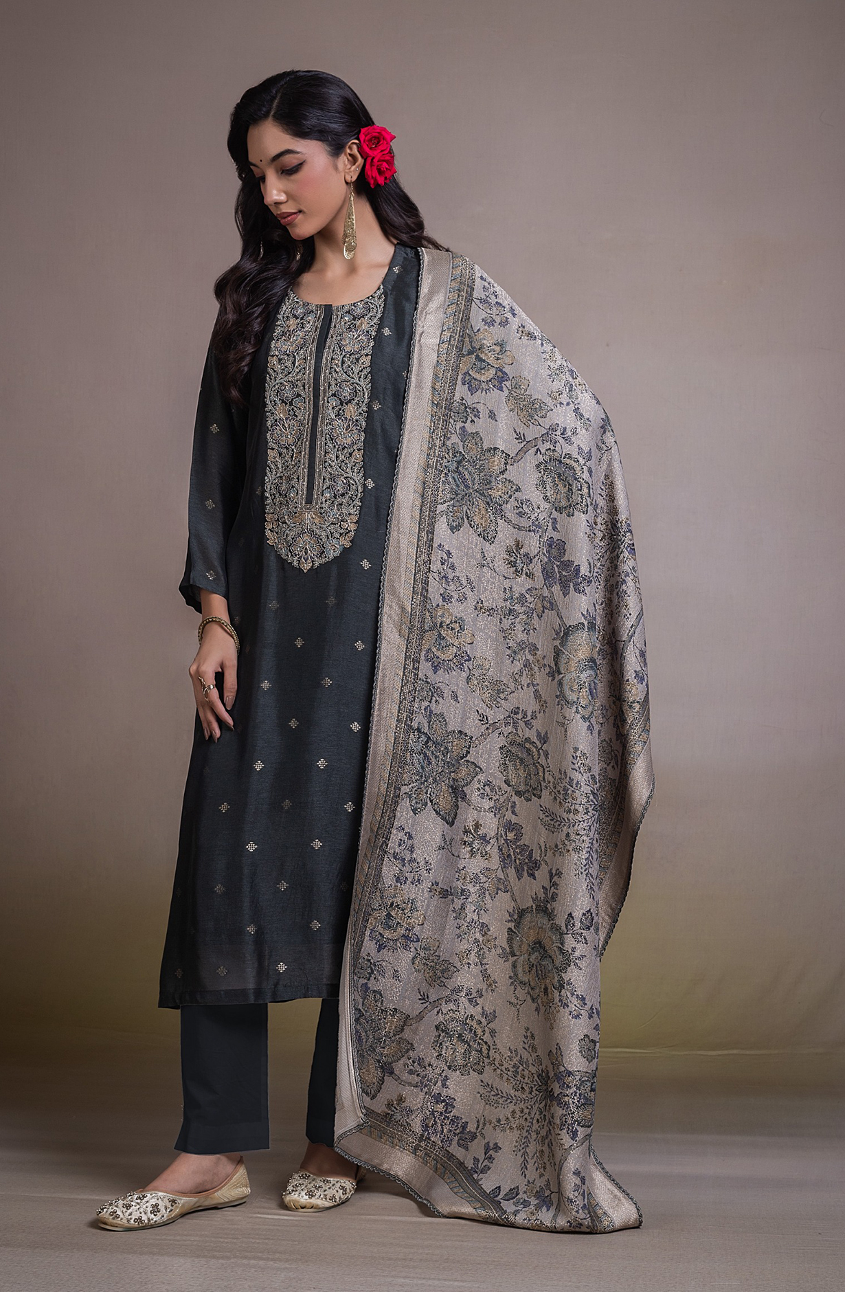 Bottle Green Pure silk Unstitched Suit Set with Beautiful Dupatta - VAHNSK145A