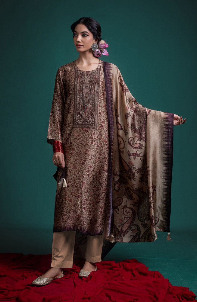 Image of Mehndi Pure silk Unstitched Suit Set with Beautiful Dupatta - KALNSK162C