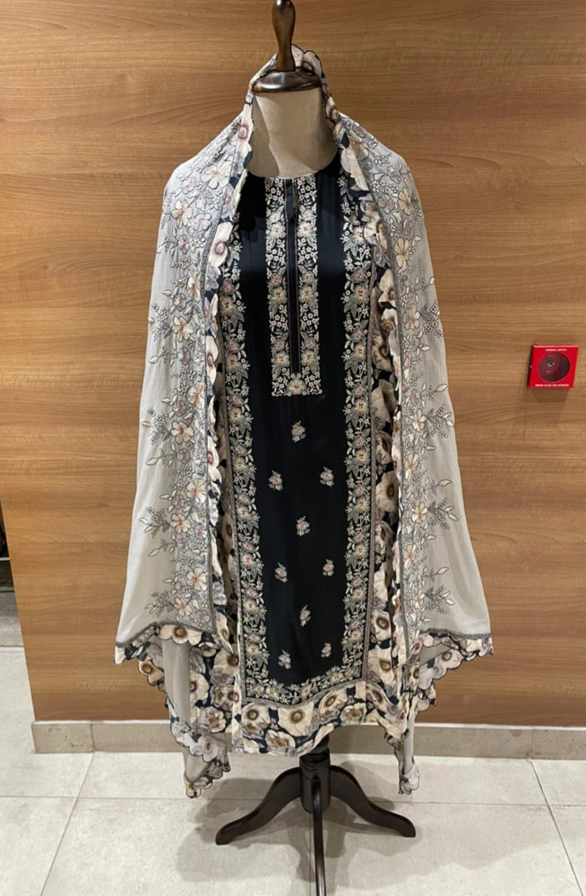 Image of Black Cotton Printed Suit Set with Dupatta - R157-SPR2679